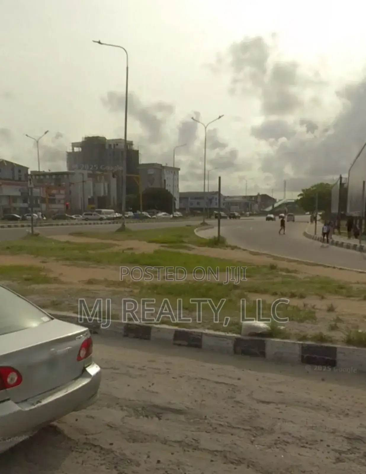 Lekki Phase 1: 1,040 SQM Land at Lekki Phase 1 Right Side in Lekki Phase 1