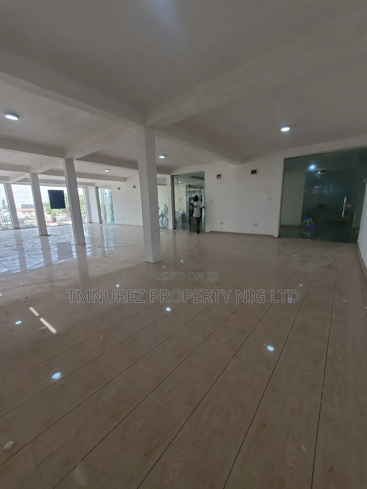 Showroom Direct Facing Road in Sangotedo