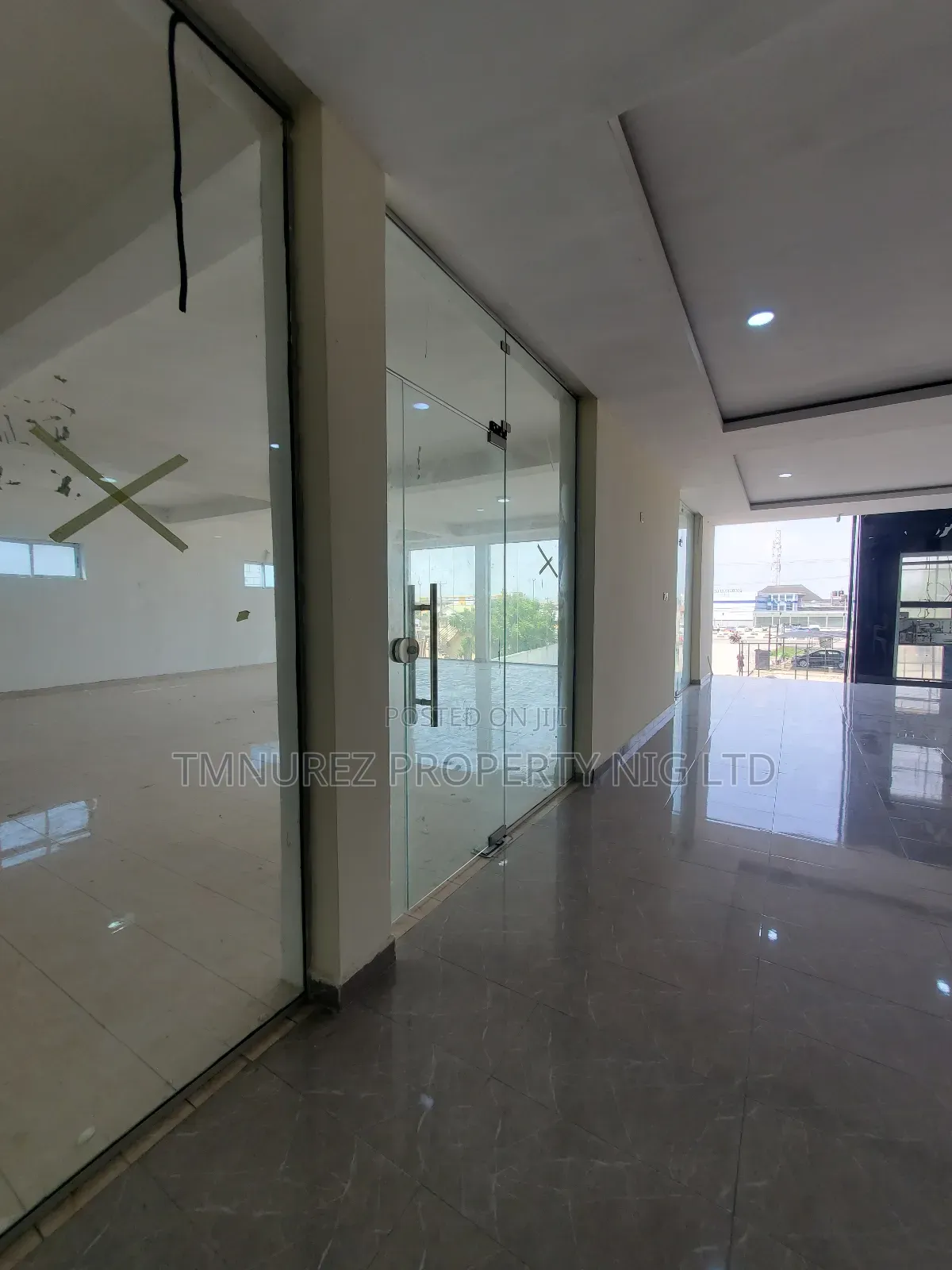 Showroom Direct Facing Road in Sangotedo