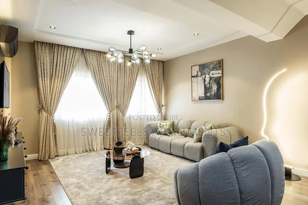 Beautiful 2 Bedroom Apartment in Banana Island