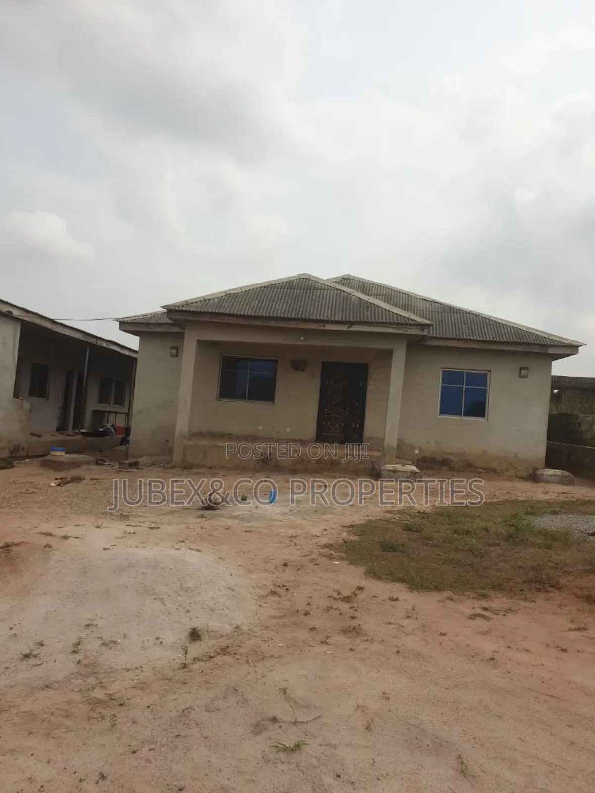 3bdrm Bungalow in Vesper Bus Stop Ogan for sale in Ifo