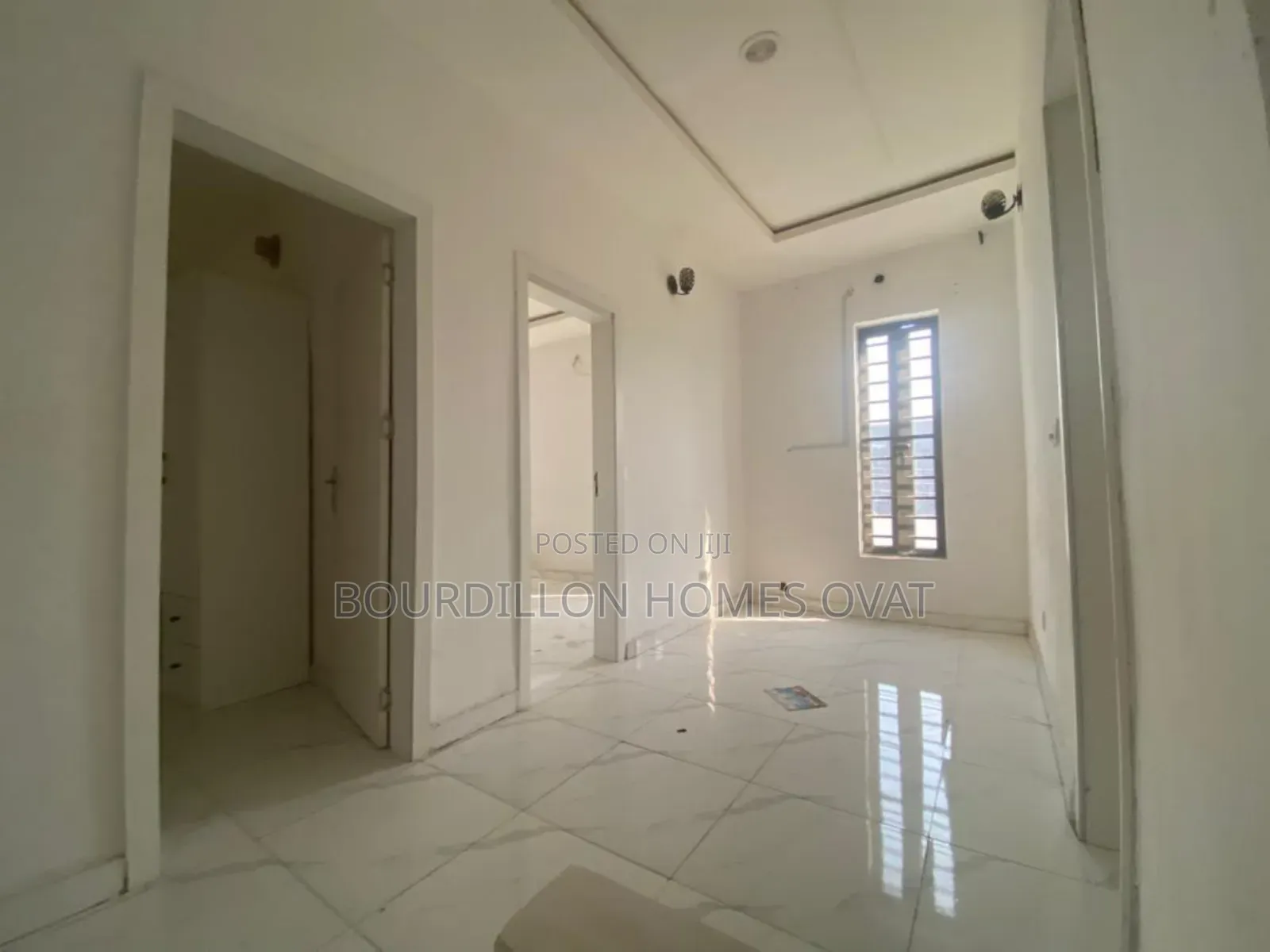 3bdrm Duplex in Ikota Villa Estate for rent in Lekki