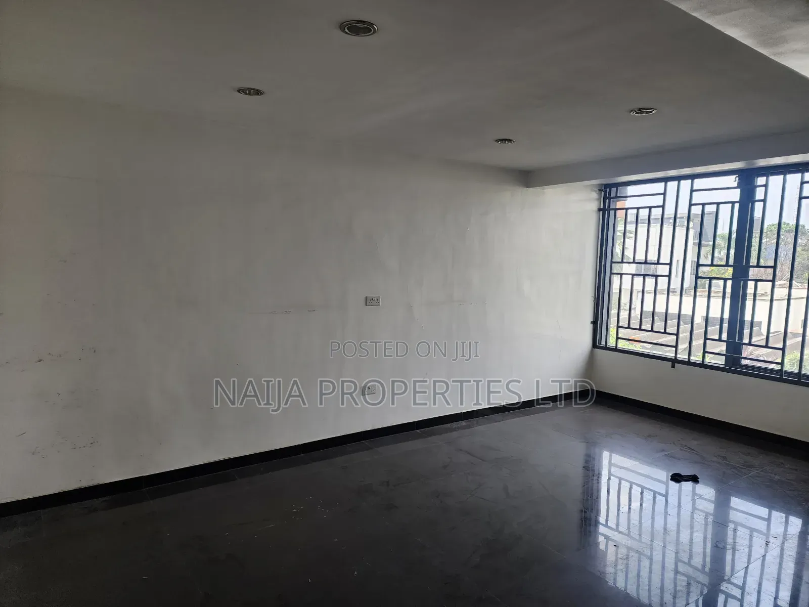 4bdrm Maisonette in Muri Okunola, Victoria Island for rent in Victoria Island