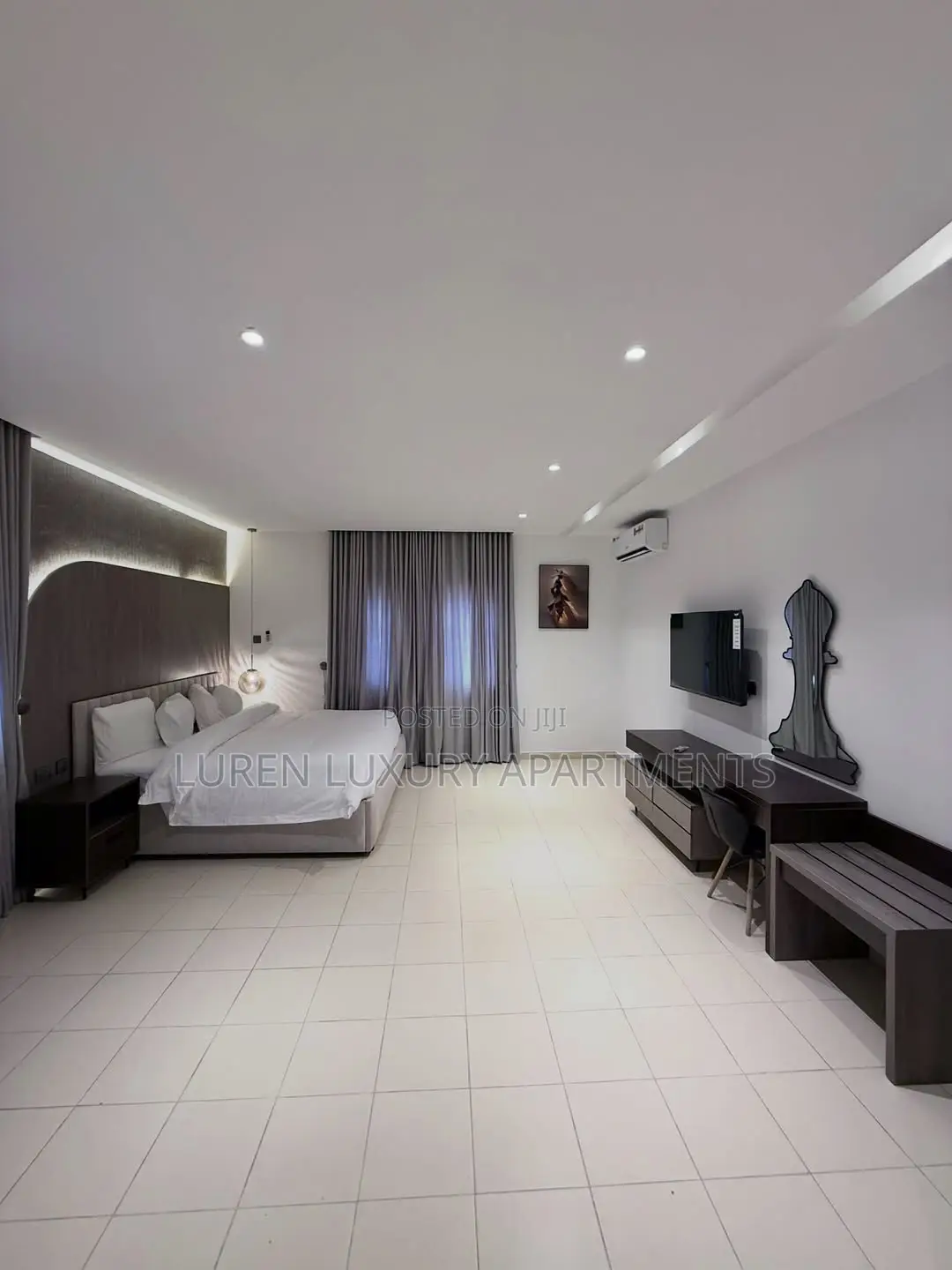 Elegant 2 Bedroom Apartment + Swimming Pool Gym. in Wuse 2