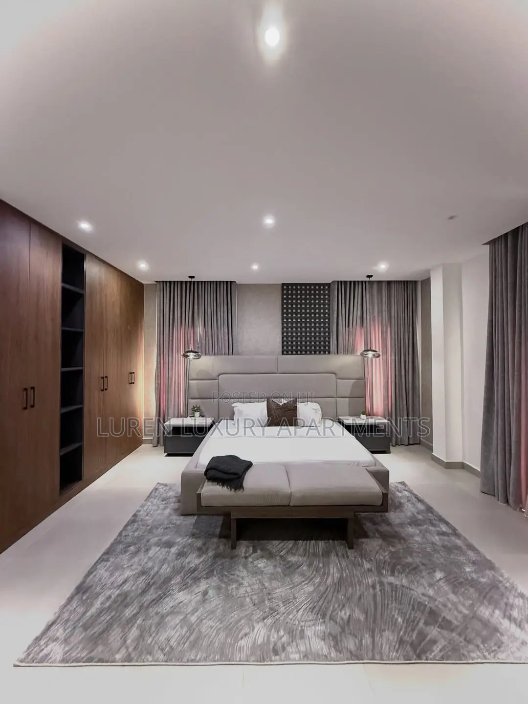 Luxury 3 Bedroom Lake-View Apartment + Swimming Pool Gym in Jabi