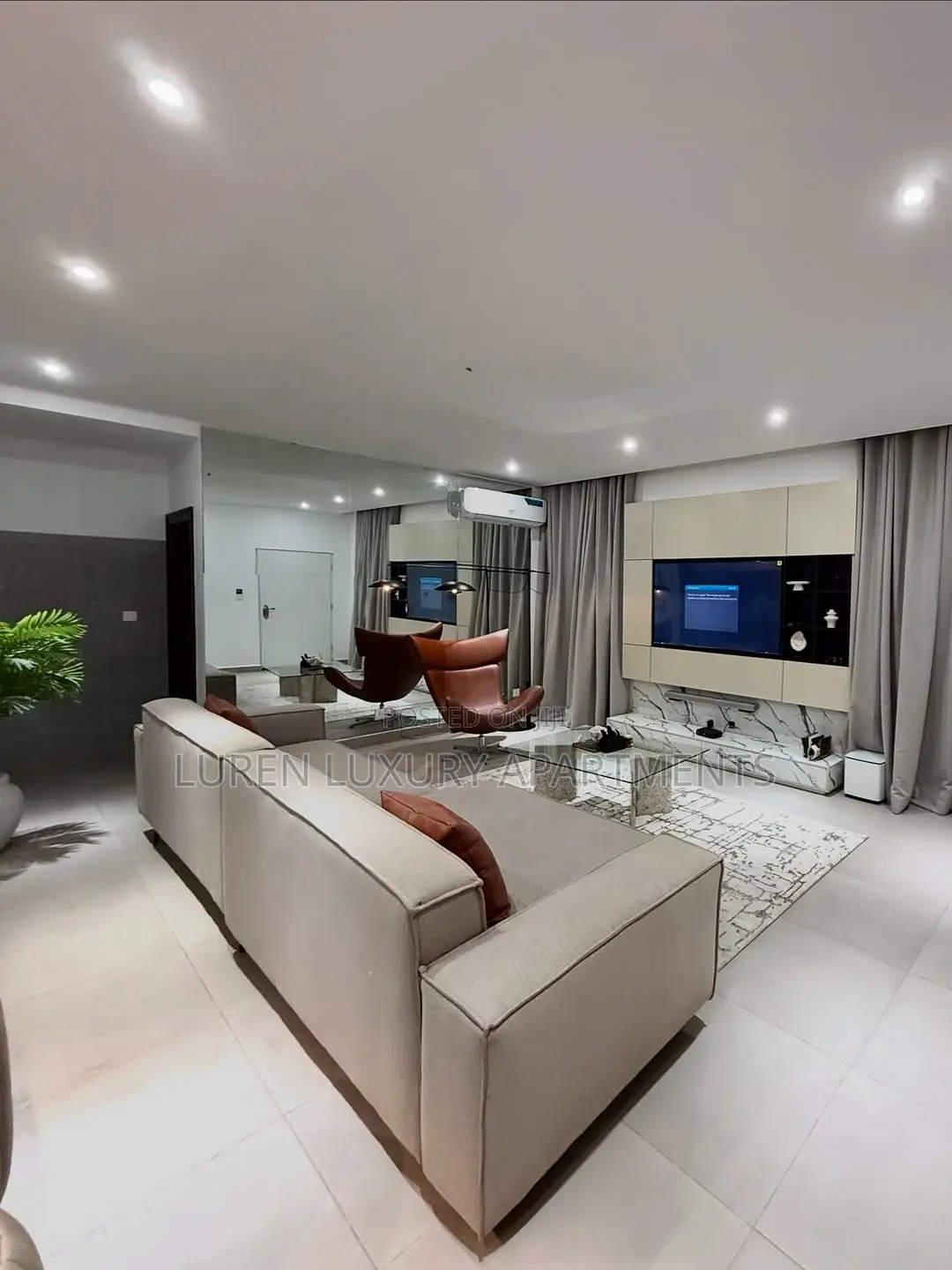 3 Bedroom Luxury Lakeside Apartment With Swimming Pool Gym in Jabi