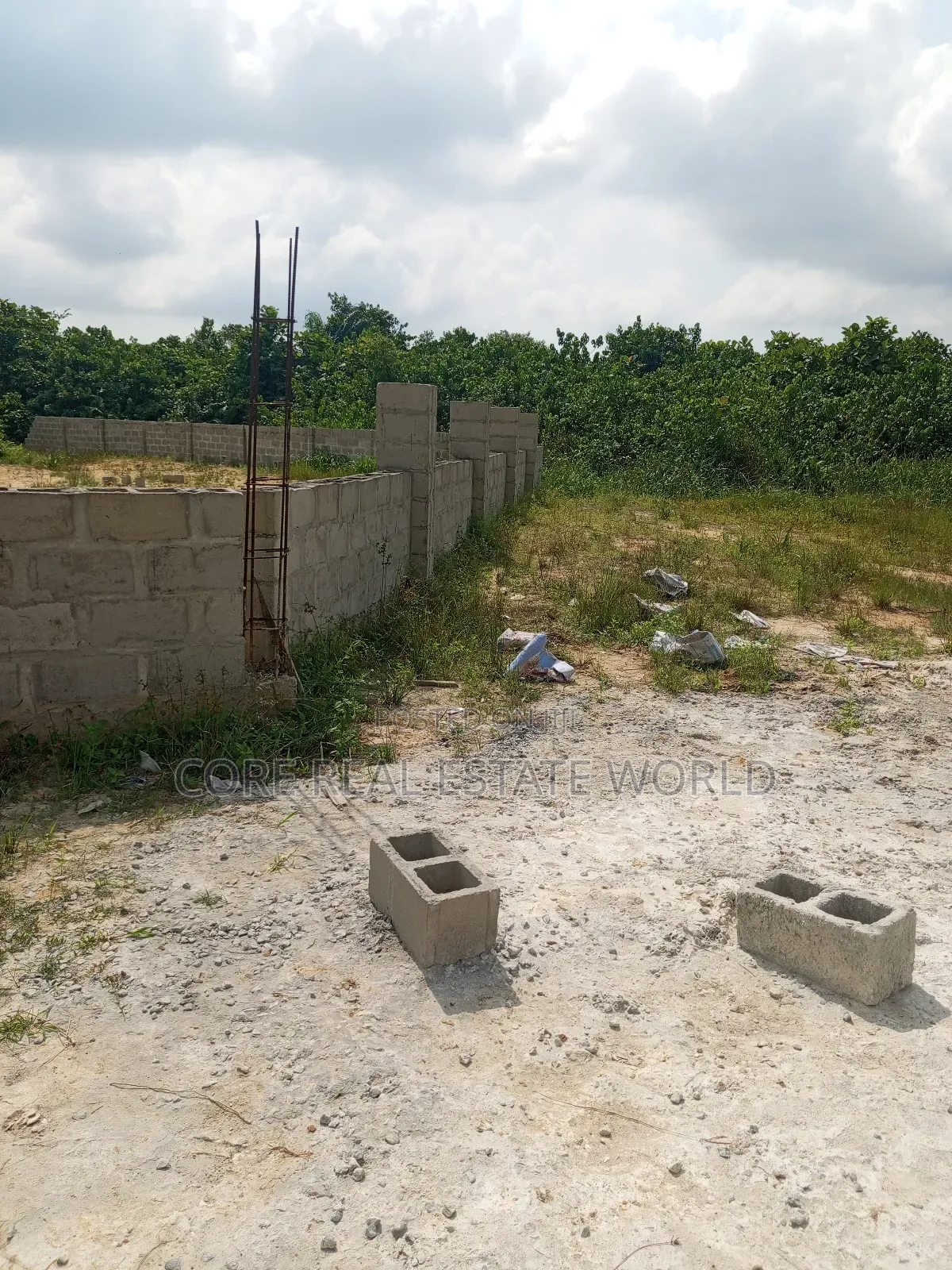 Land With C of O Off Shagamu Interchange in Sagamu
