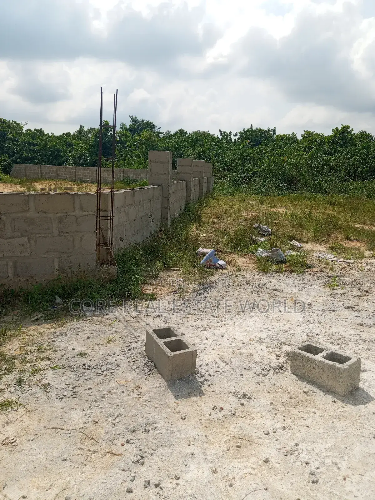 Land With C of O Off Shagamu Interchange in Sagamu