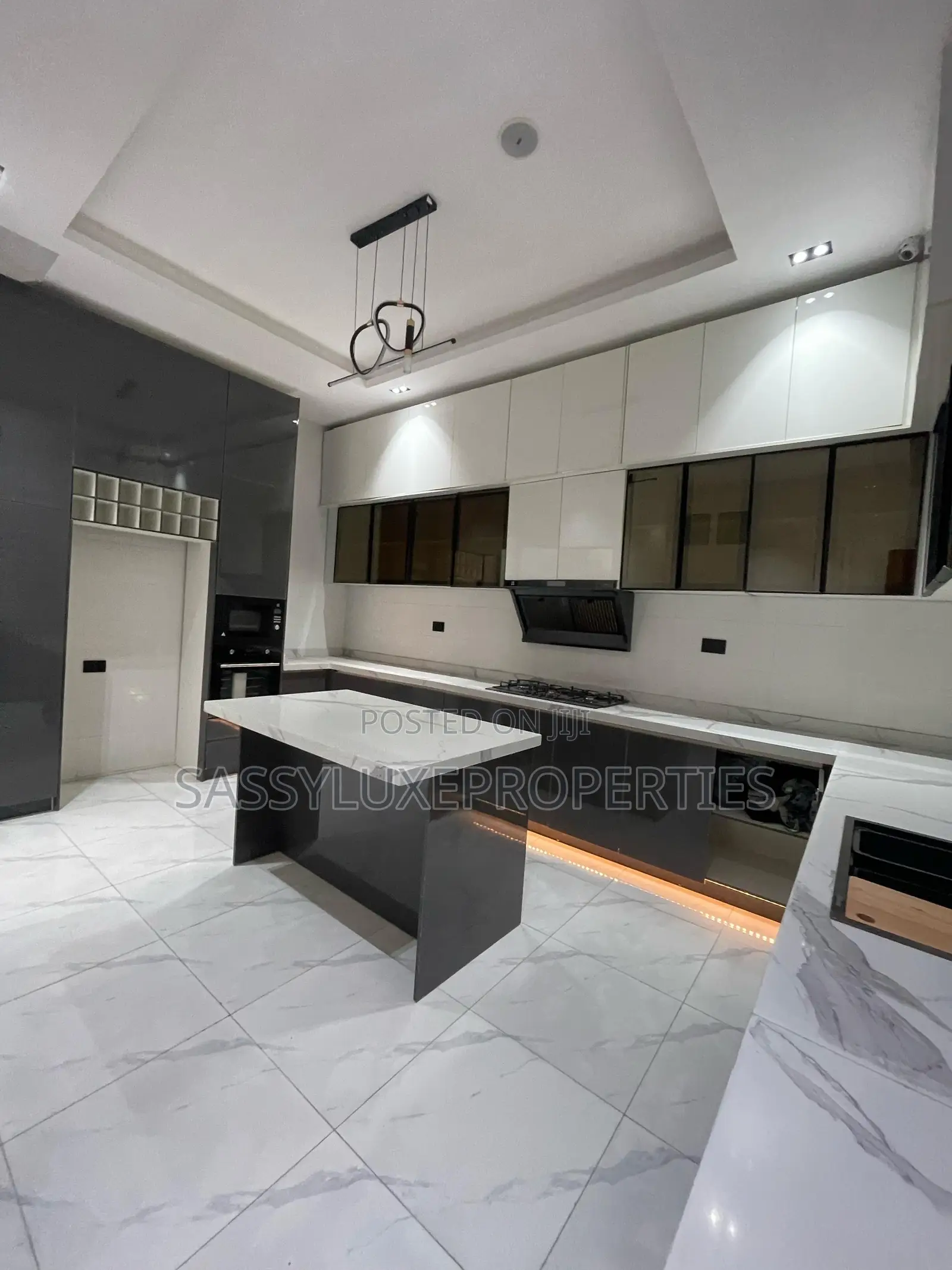 Furnished 5bdrm Duplex in Oakland Estate, Ajah for sale in Ajah