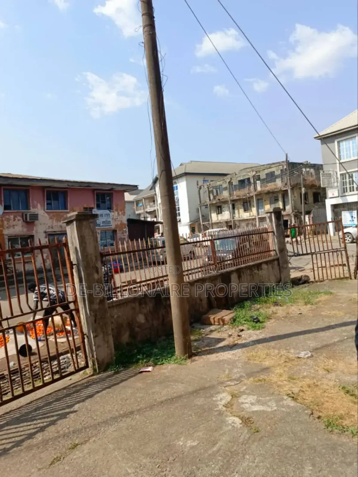 20bdrm House in Owerri for sale in Owerri