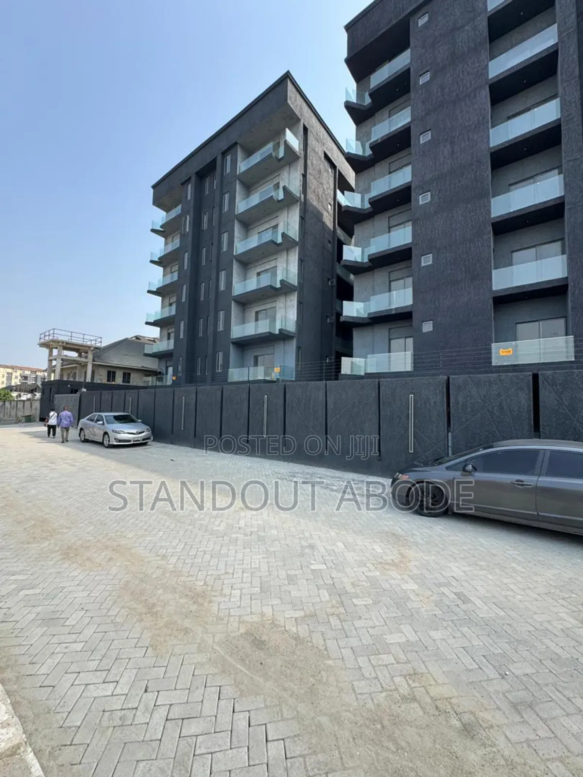 3bdrm Apartment in In An Estate, Ikate for sale in Ikate