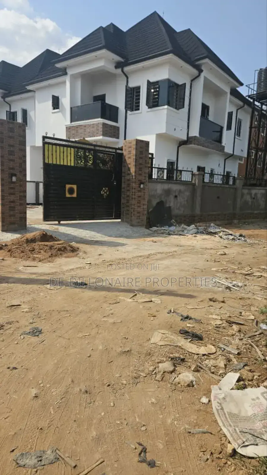 4bdrm Duplex in Owerri for sale in Owerri