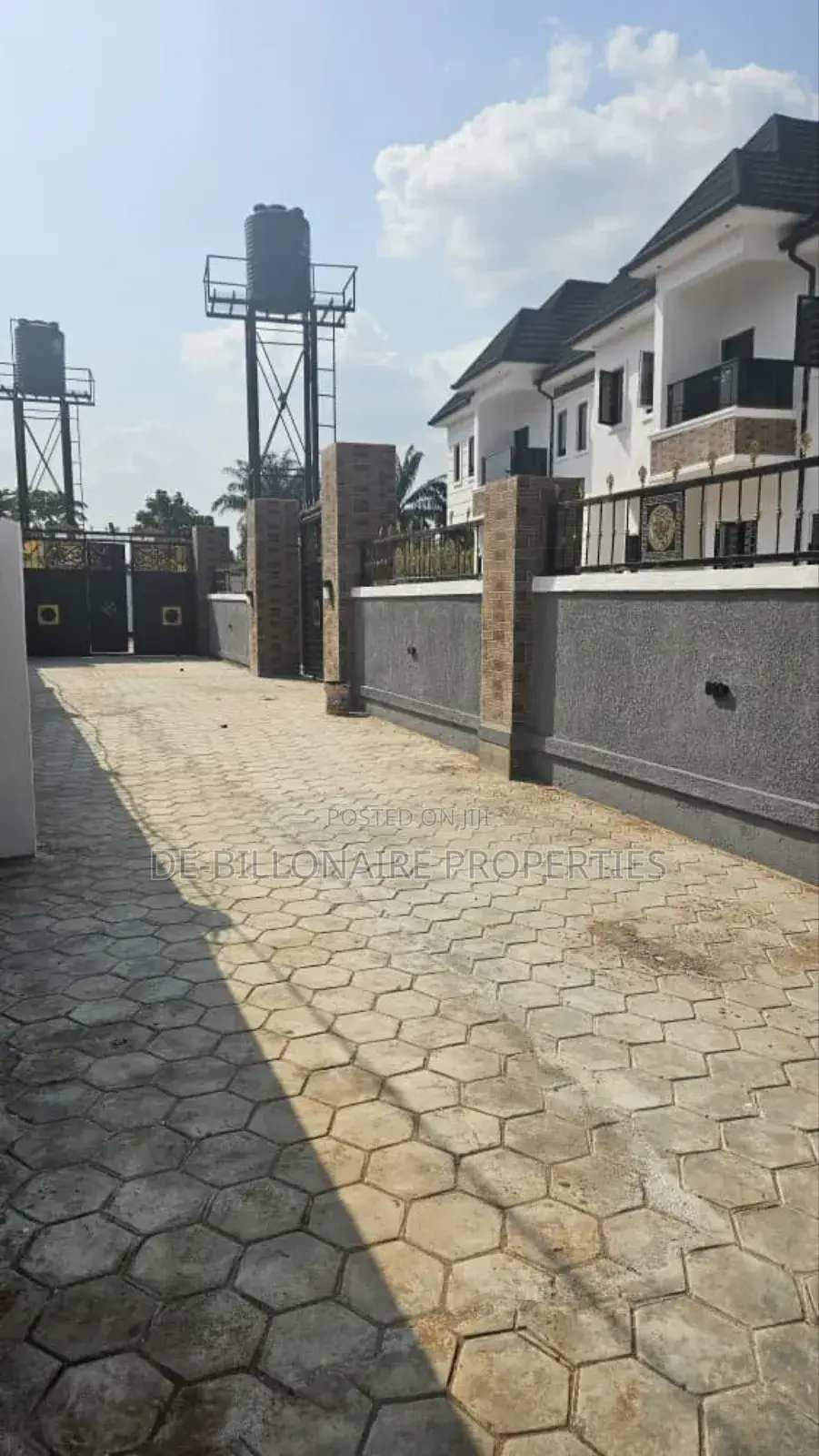 4bdrm Duplex in Owerri for sale in Owerri