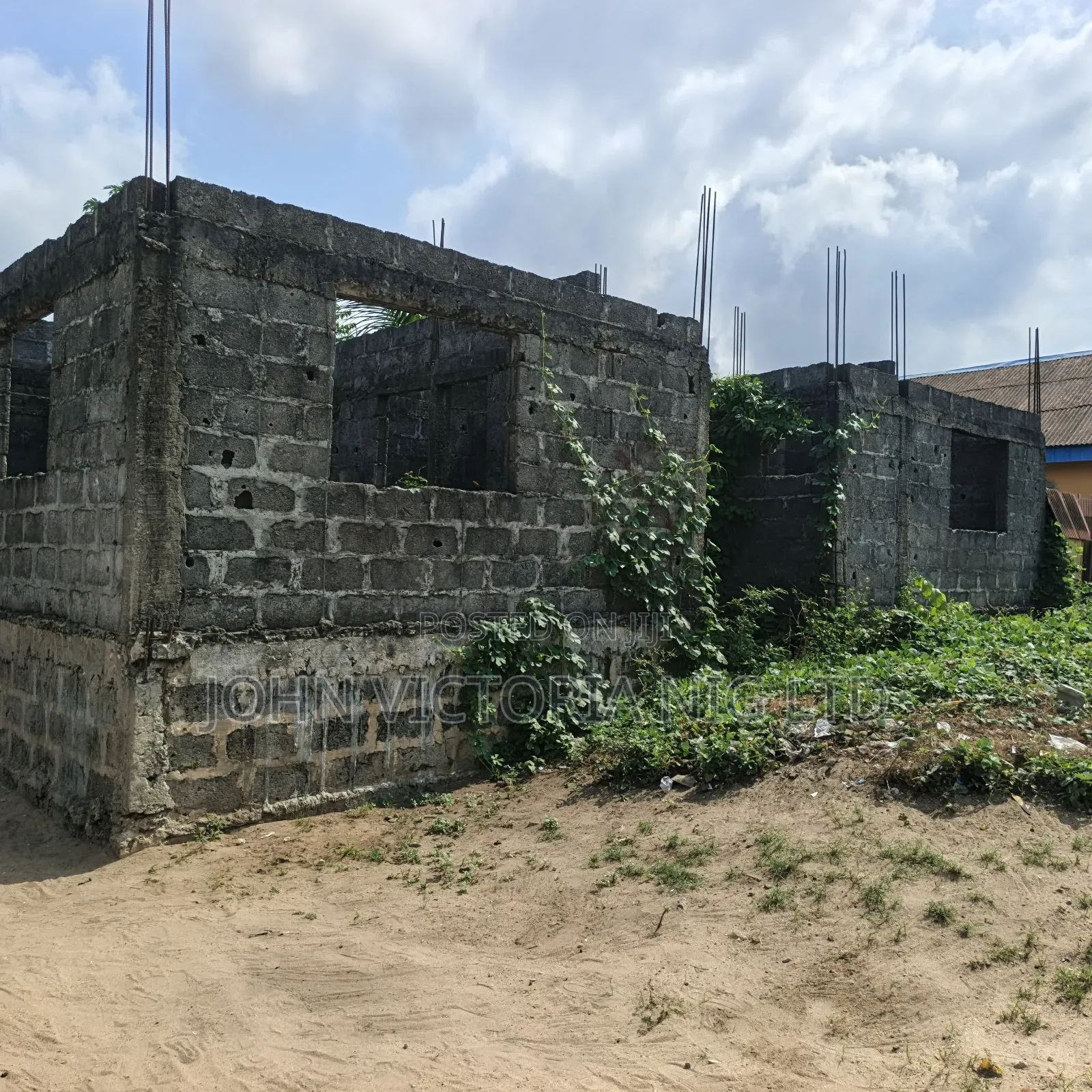 12bdrm Block of Flats in Ilekpo By The Bustop, Badagry for sale in Badagry