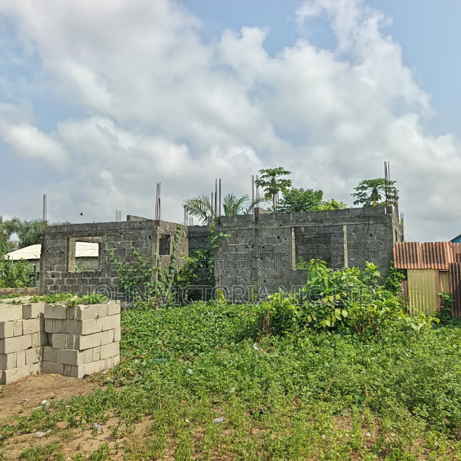 12bdrm Block of Flats in Ilekpo By The Bustop, Badagry for sale in Badagry