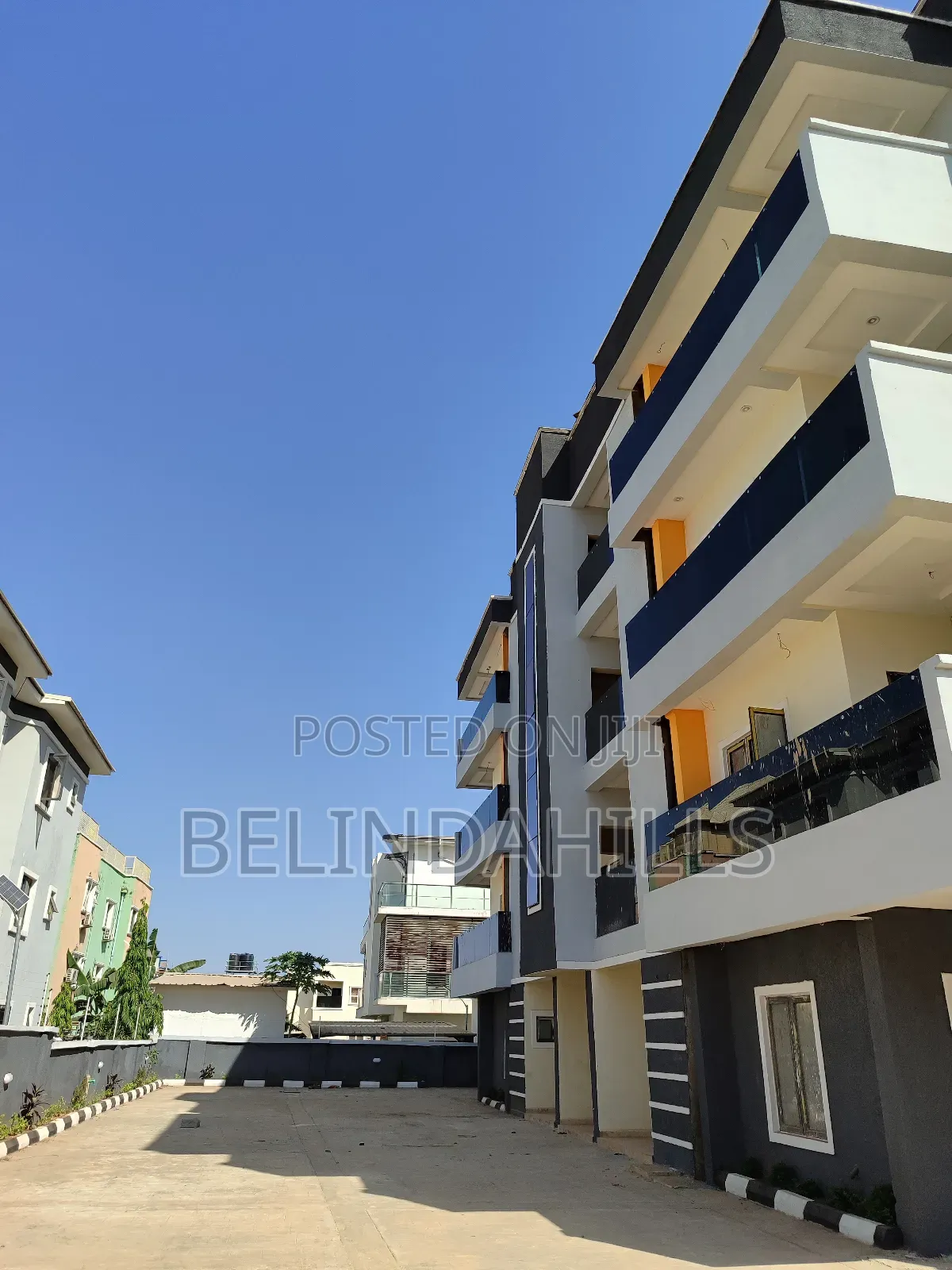3bdrm Block of Flats in Wuye for sale in Wuye