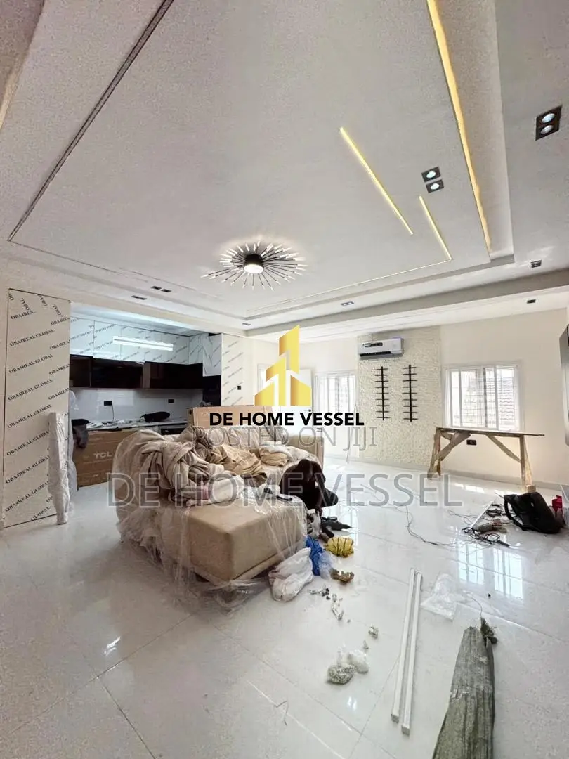 2bdrm Apartment in Lekki Phase 1 for sale in Lekki Phase 1