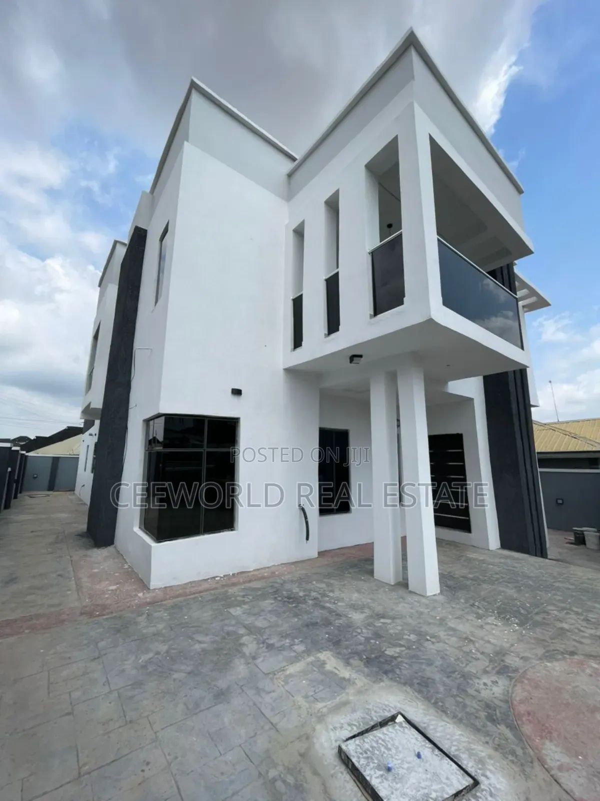 4bdrm Duplex in Akoto Estate, Akala Express for sale in Akala Express