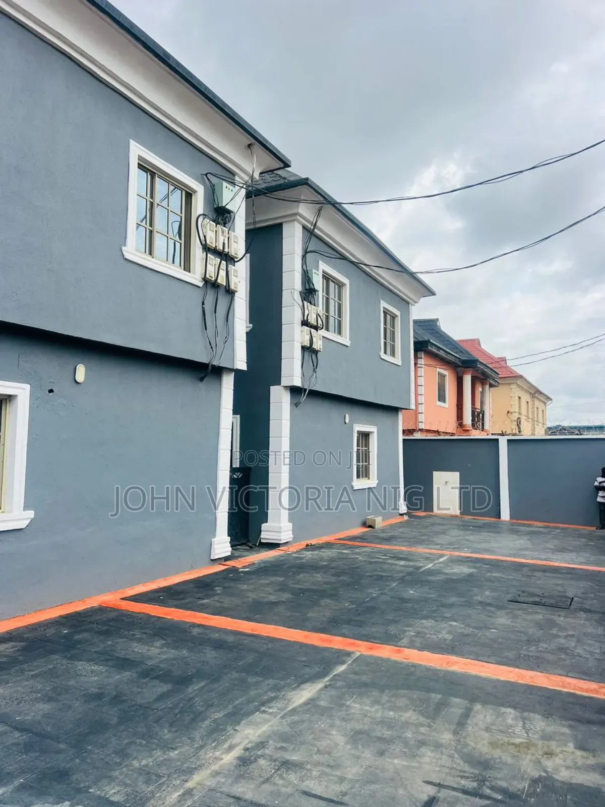 20bdrm Block of Flats in Igondu Phase 1, Back, Ikotun/Igando for sale in Ikotun/Igando