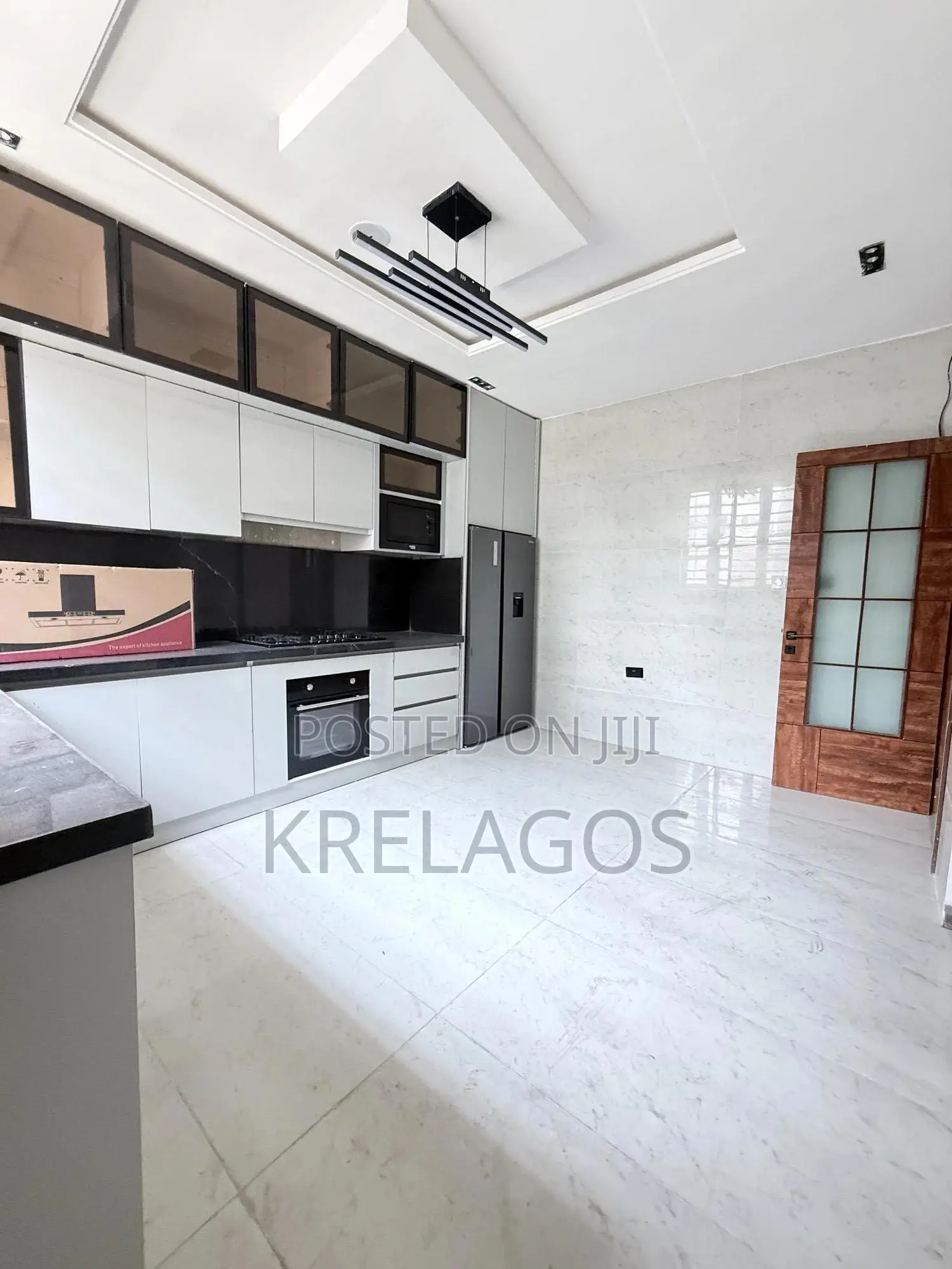 5bdrm Duplex in Lekki for sale in Lekki Phase 1