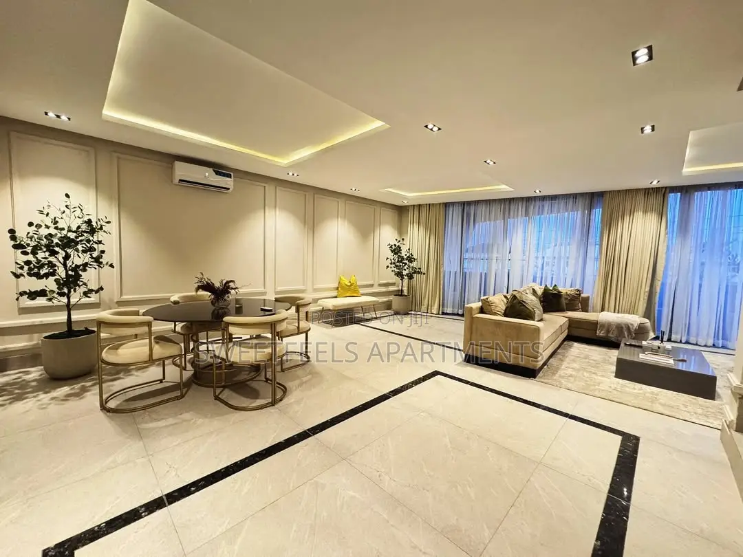 4 Bedroom Fully Furnished en-Suite Terrace Duplex Apartment in Lekki Phase 1