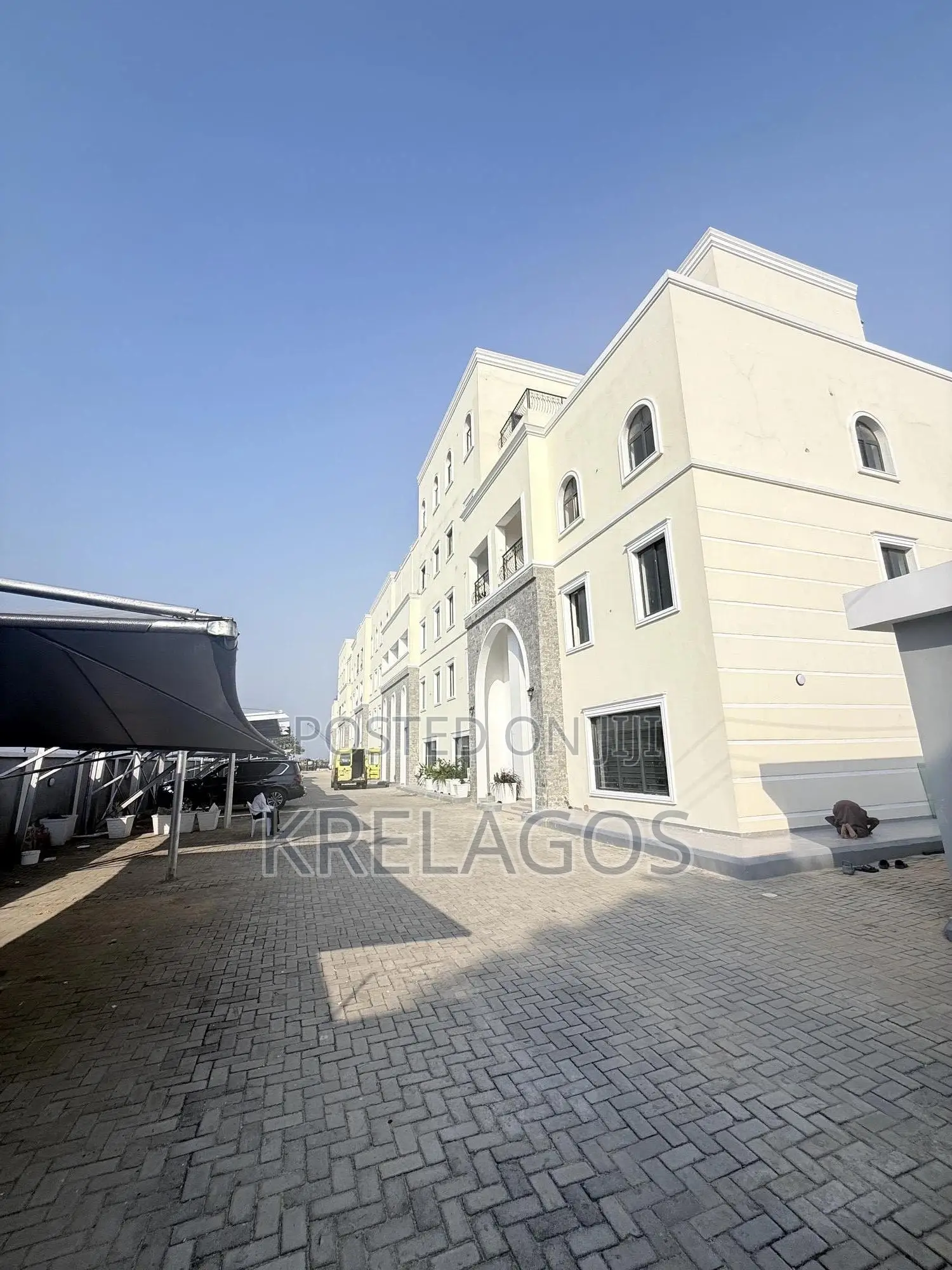 4bdrm Duplex in Lekki Phase 1 for sale in Lekki Phase 1