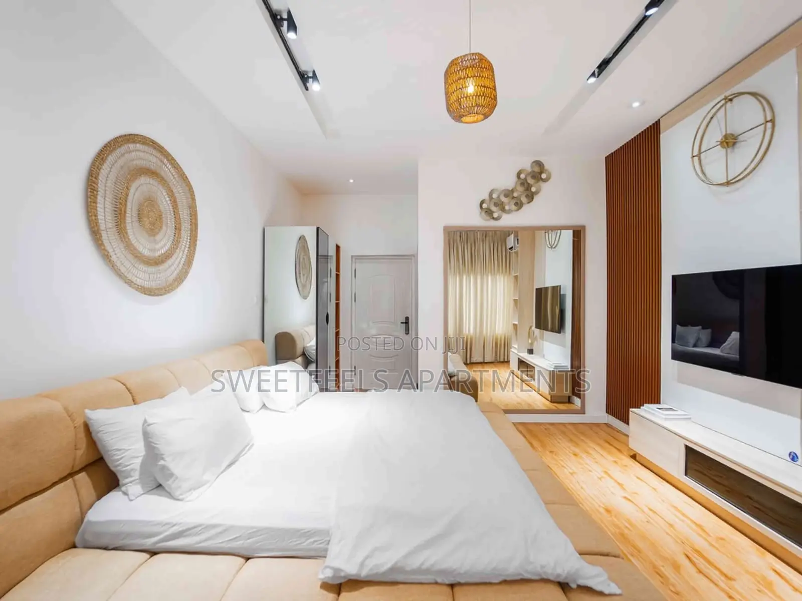 Luxury Spacious 2/3 Bedroom Terrace in Osapa london