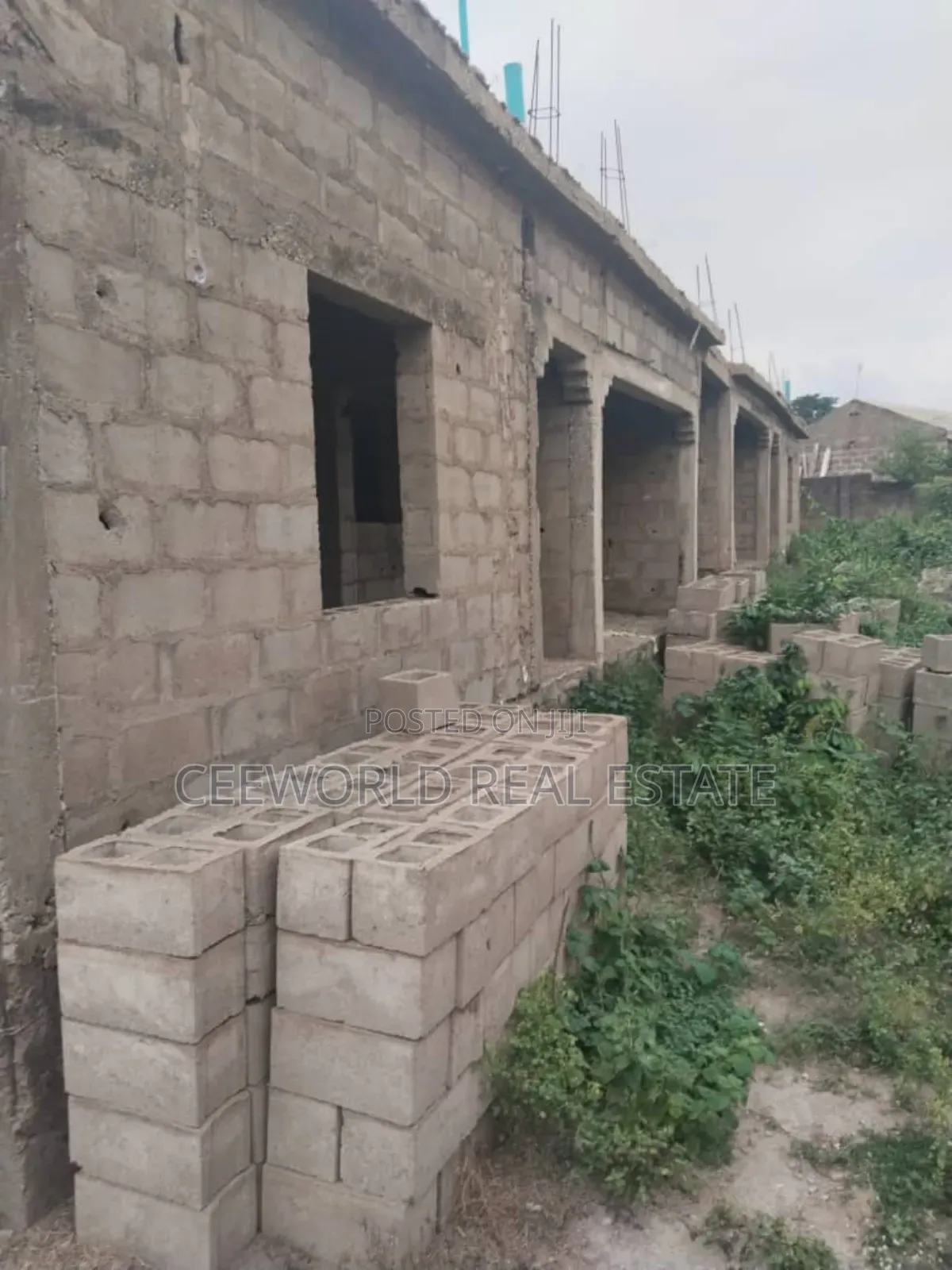 2bdrm Block of Flats in Alegongo Akobo for sale in Akobo