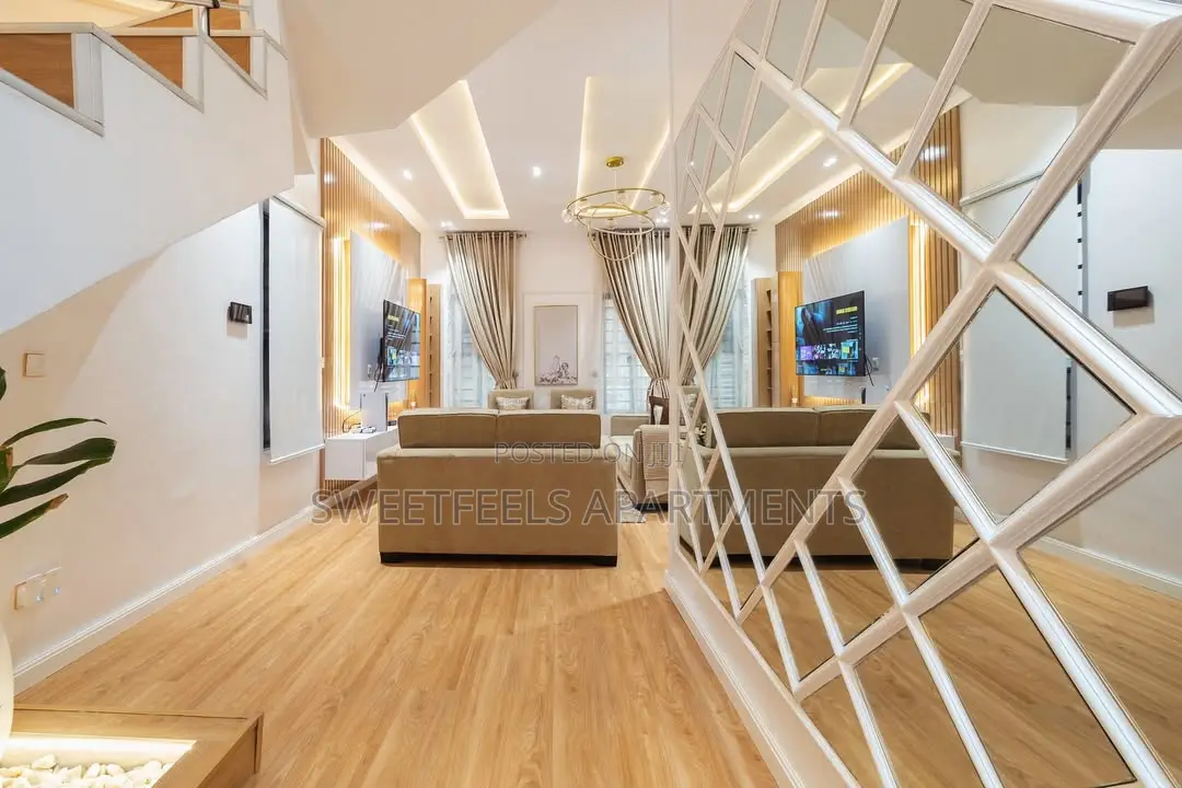 4 Bedroom Fully Detached Maisonette Apartment in Agungi