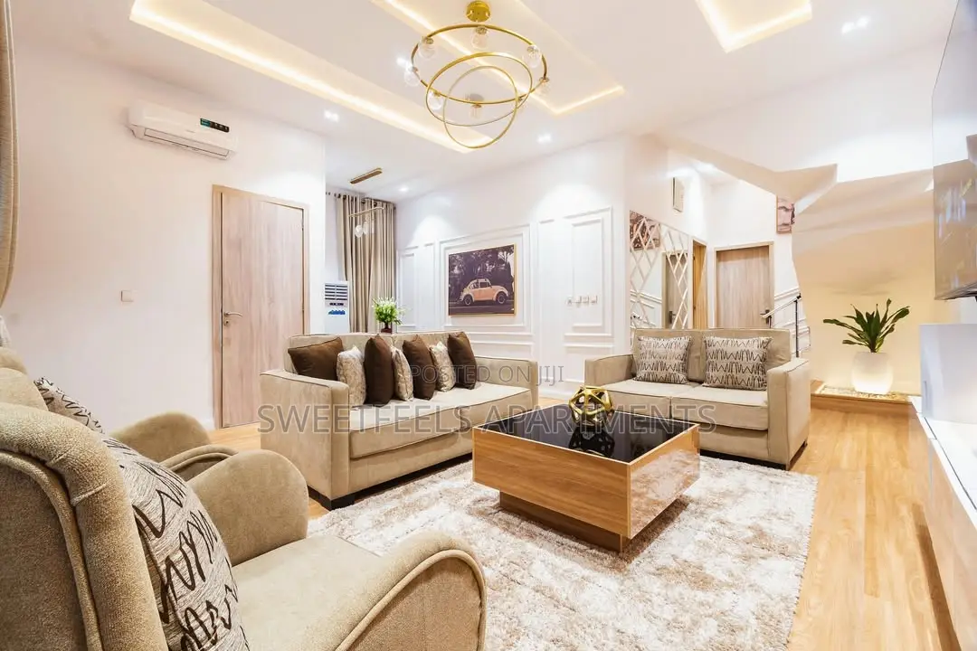 4 Bedroom Fully Detached Maisonette Apartment in Agungi