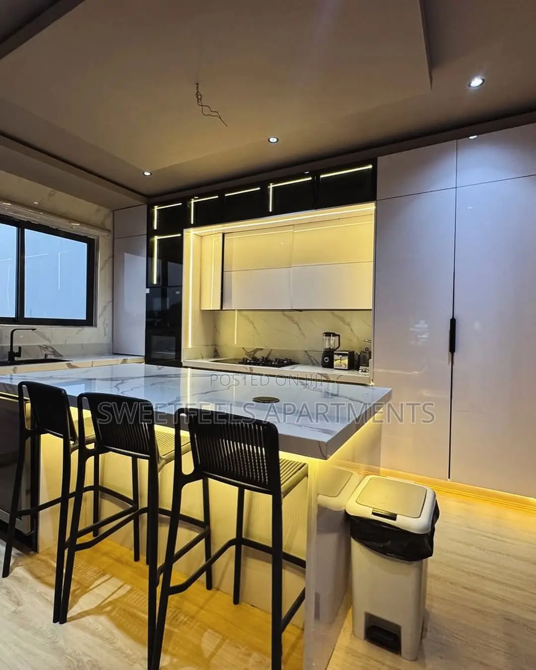 Premium Spacious 2 Bedroom Penthouse Loft in Ikeja GRA