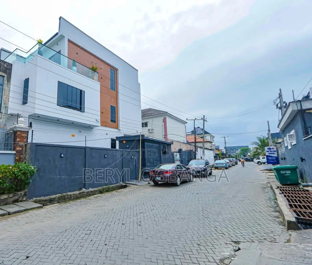 4bdrm Duplex in Osapa london for sale in Osapa london