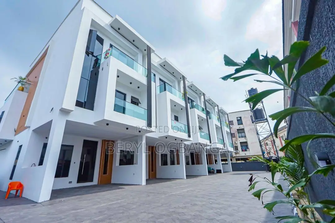 4bdrm Duplex in Osapa london for sale in Osapa london