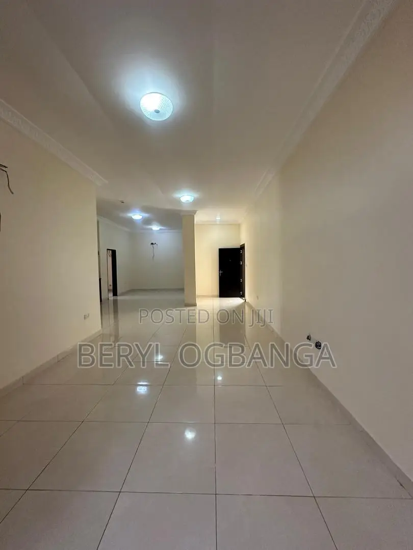 3bdrm Apartment in Chevron for rent in Chevron