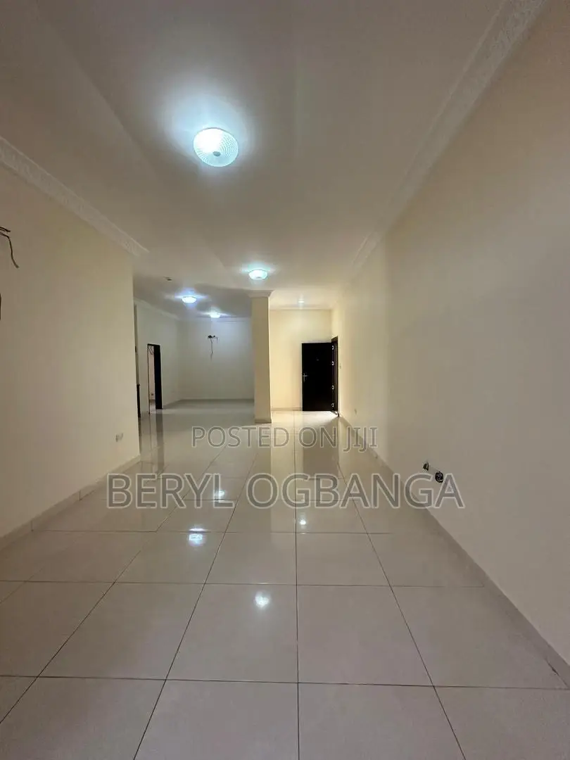 3bdrm Apartment in Chevron for rent in Chevron