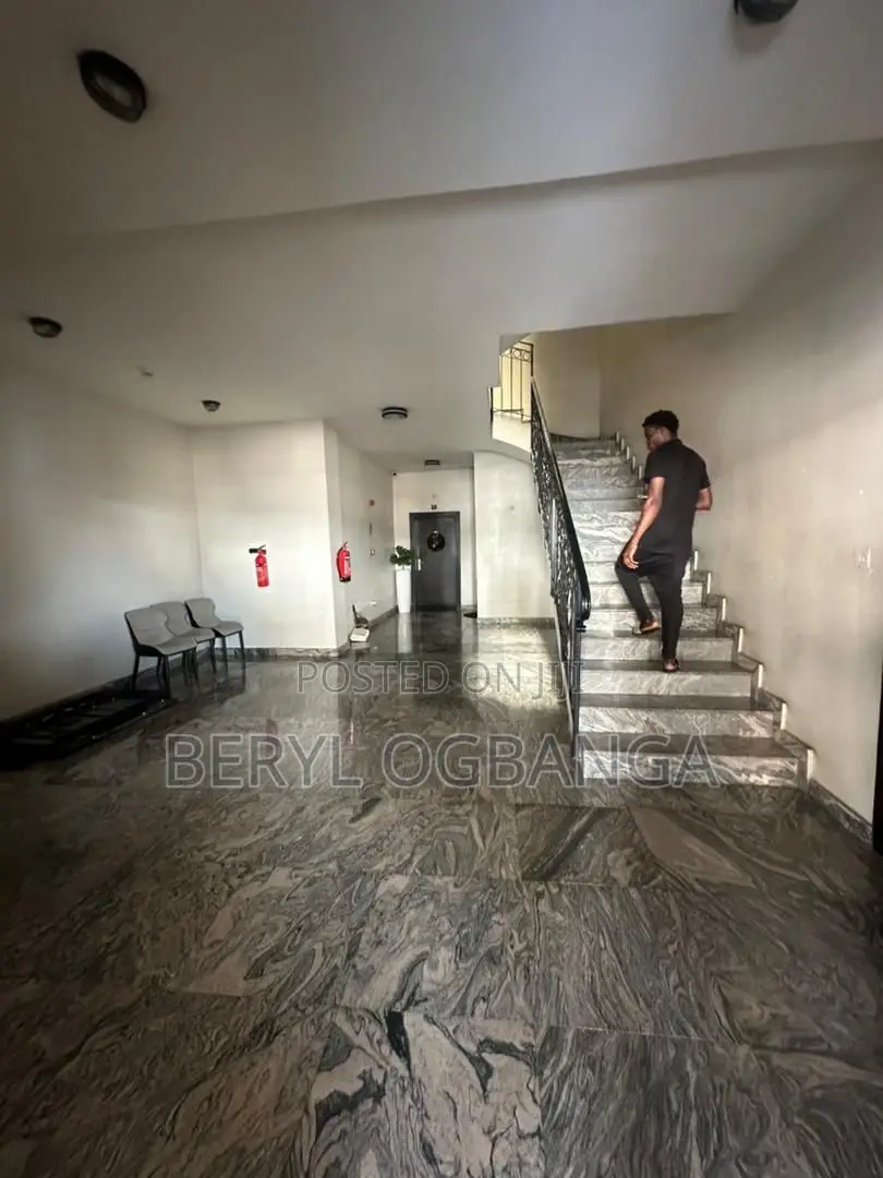 3bdrm Apartment in Chevron for rent in Chevron