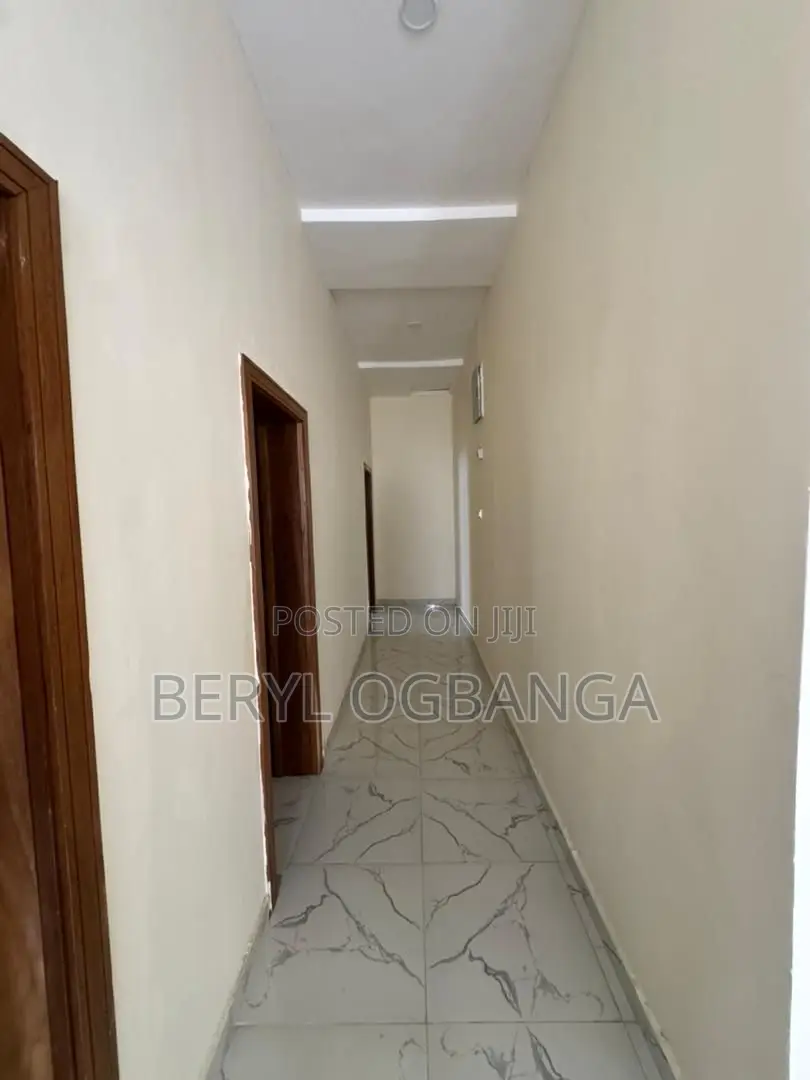 3bdrm Apartment in Chevron for rent in Chevron