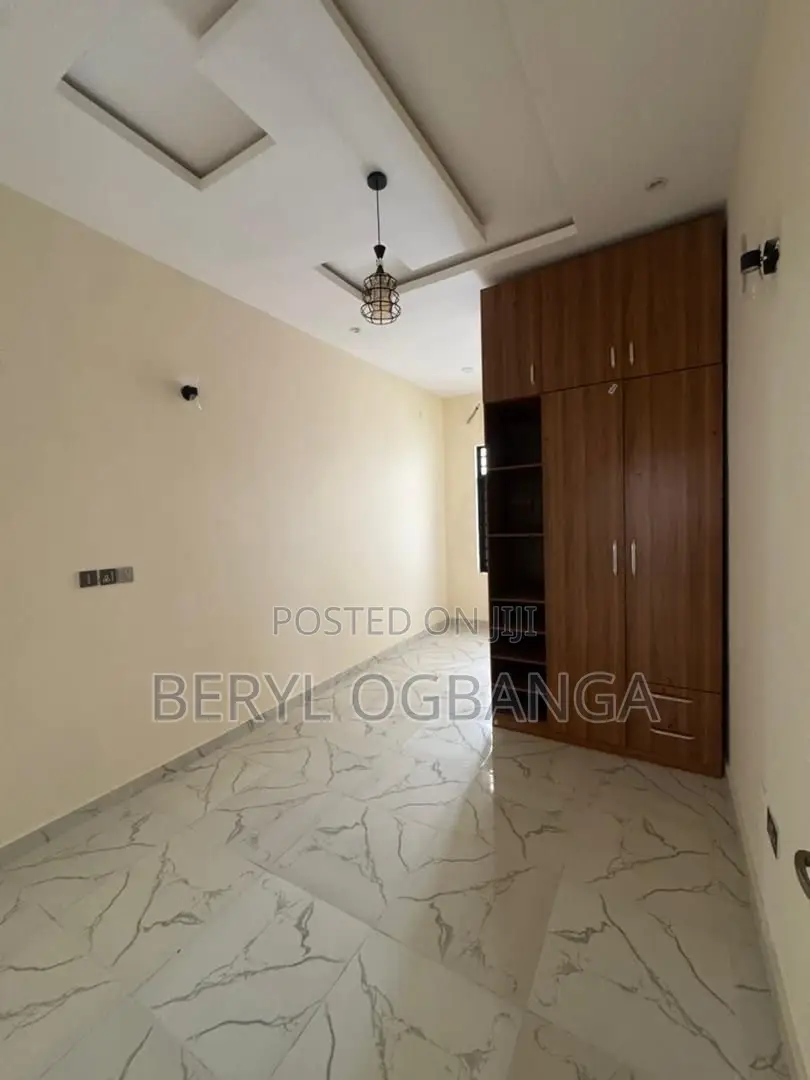 3bdrm Apartment in Chevron for rent in Chevron