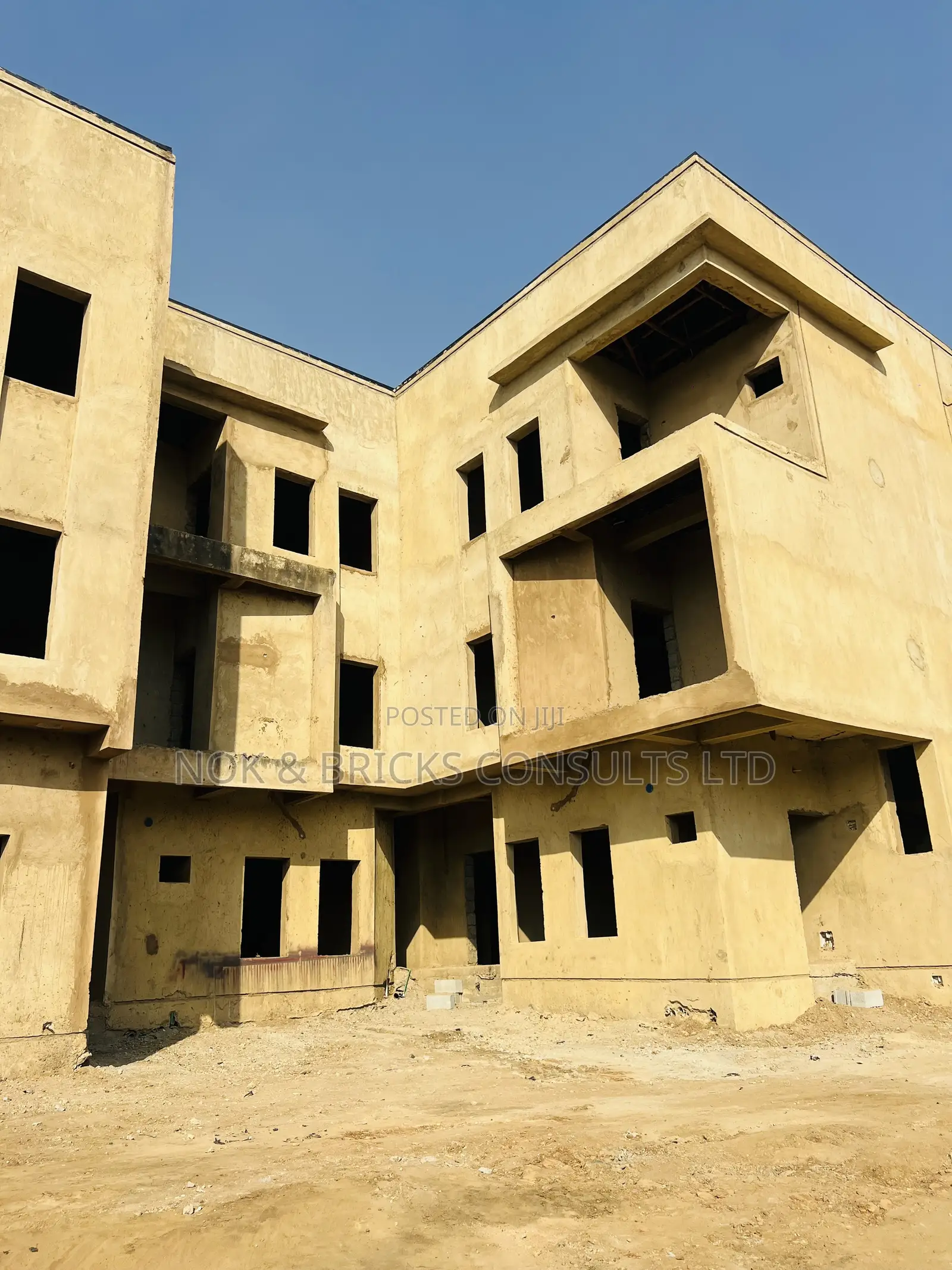 4bdrm Duplex in Bricks Court, Guzape District for sale in Guzape District