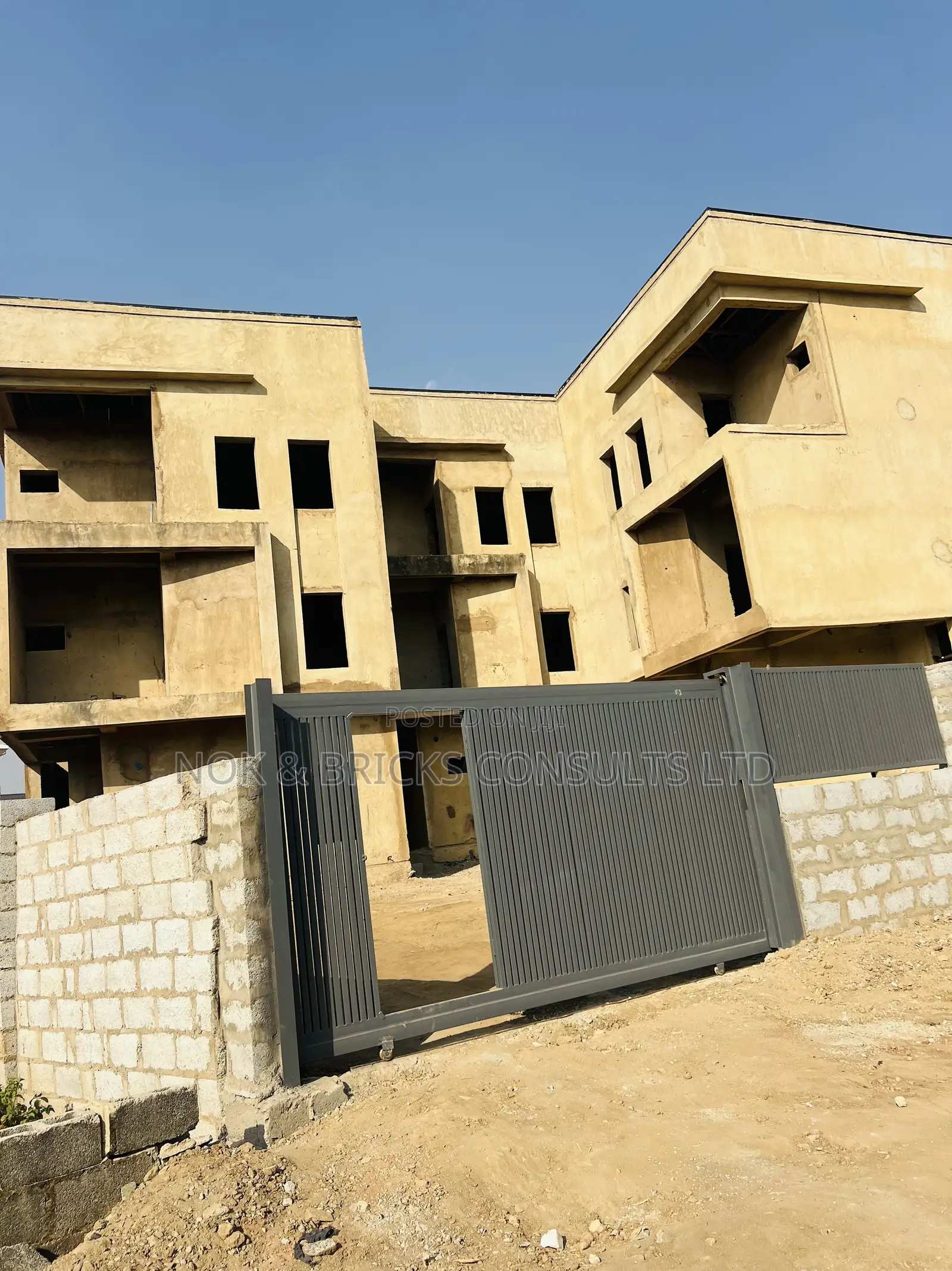 4bdrm Duplex in Bricks Court, Guzape District for sale in Guzape District