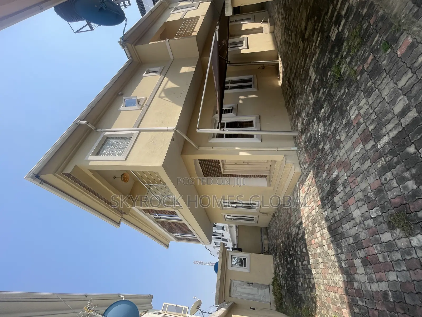 4bdrm Duplex in Bera Estate, Chevron for rent in Chevron