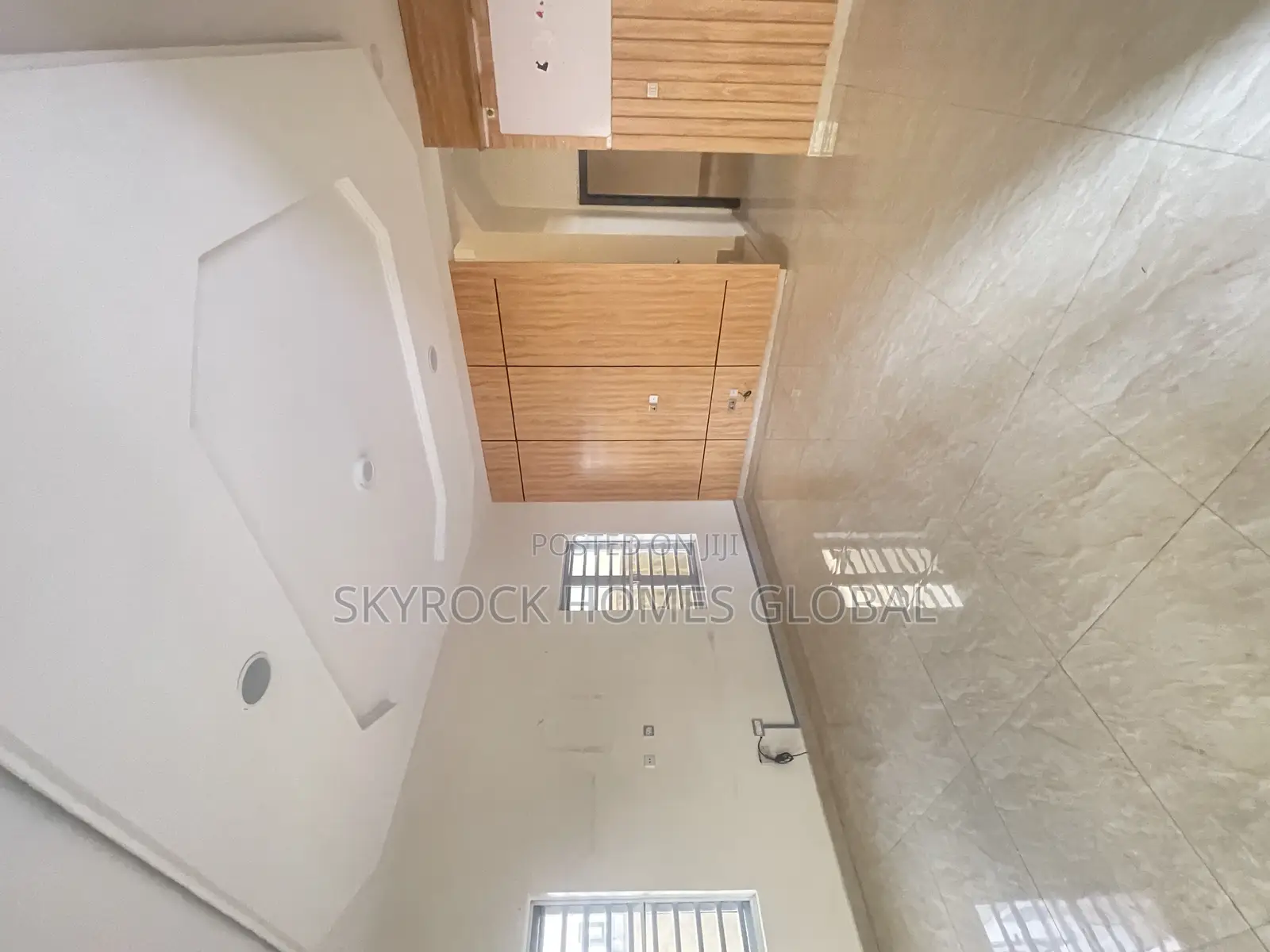 4bdrm Duplex in Bera Estate, Chevron for rent in Chevron