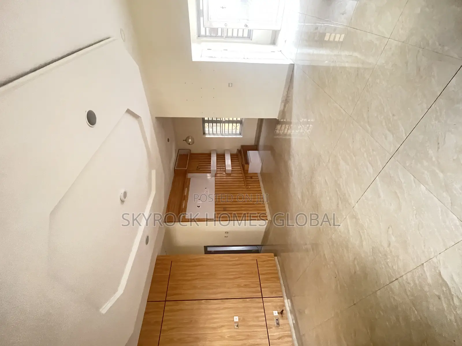 4bdrm Duplex in Bera Estate, Chevron for rent in Chevron