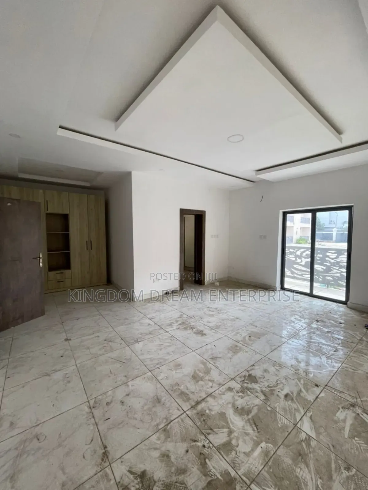 3bdrm Apartment in Ikeja Gra for sale in Ikeja GRA