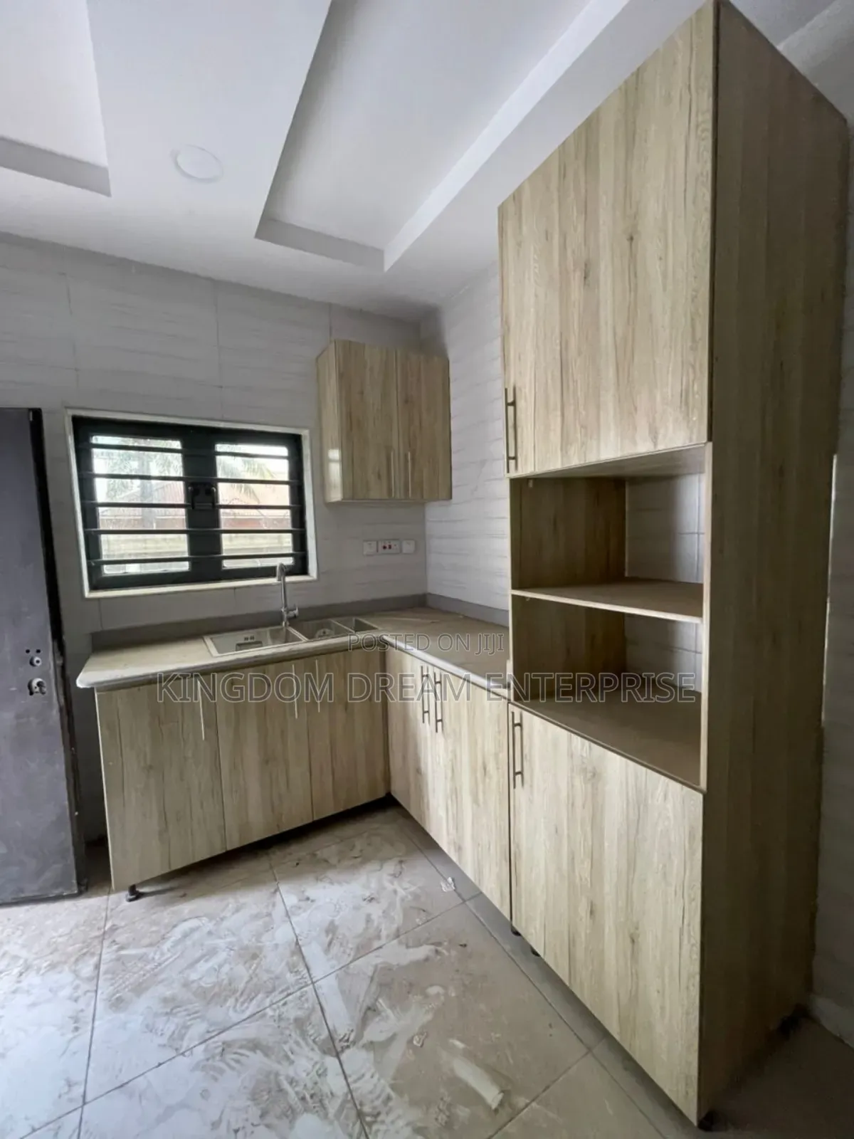 3bdrm Apartment in Ikeja Gra for sale in Ikeja GRA