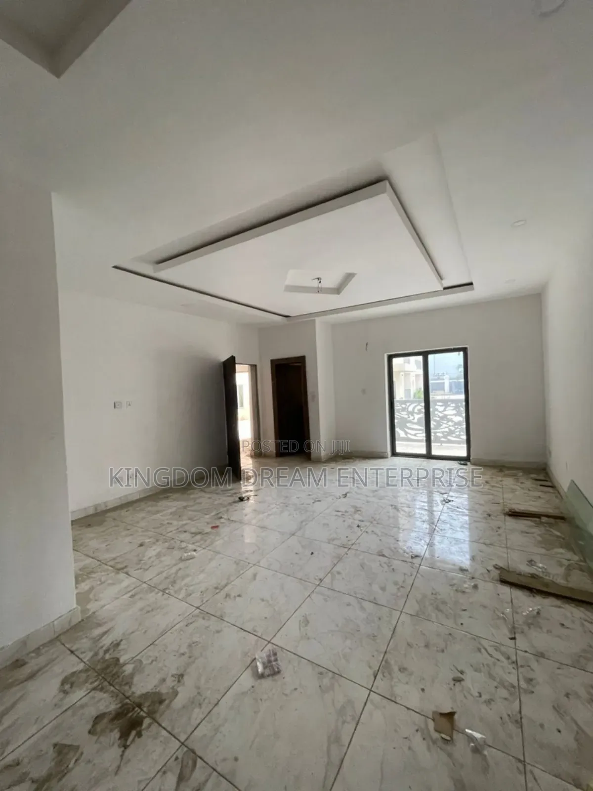 3bdrm Apartment in Ikeja Gra for sale in Ikeja GRA