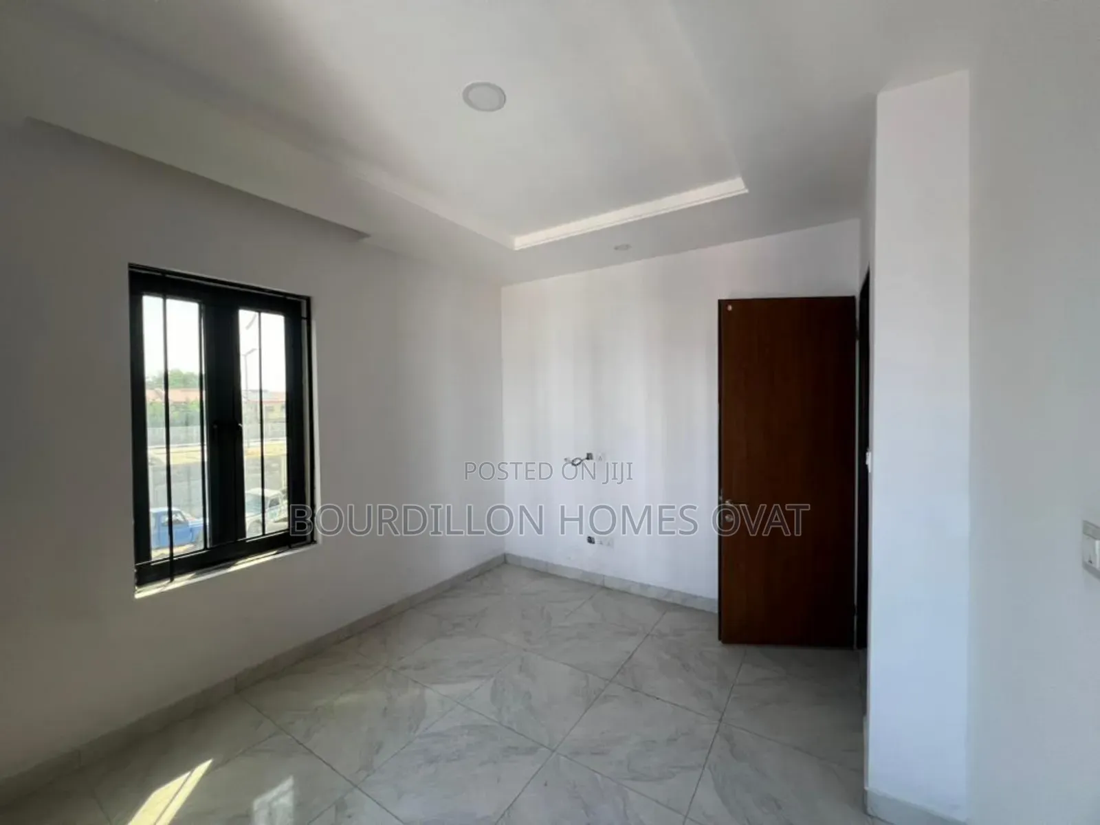 3bdrm Apartment in Lekki Phase 1 Lagos for rent in Lekki Phase 1