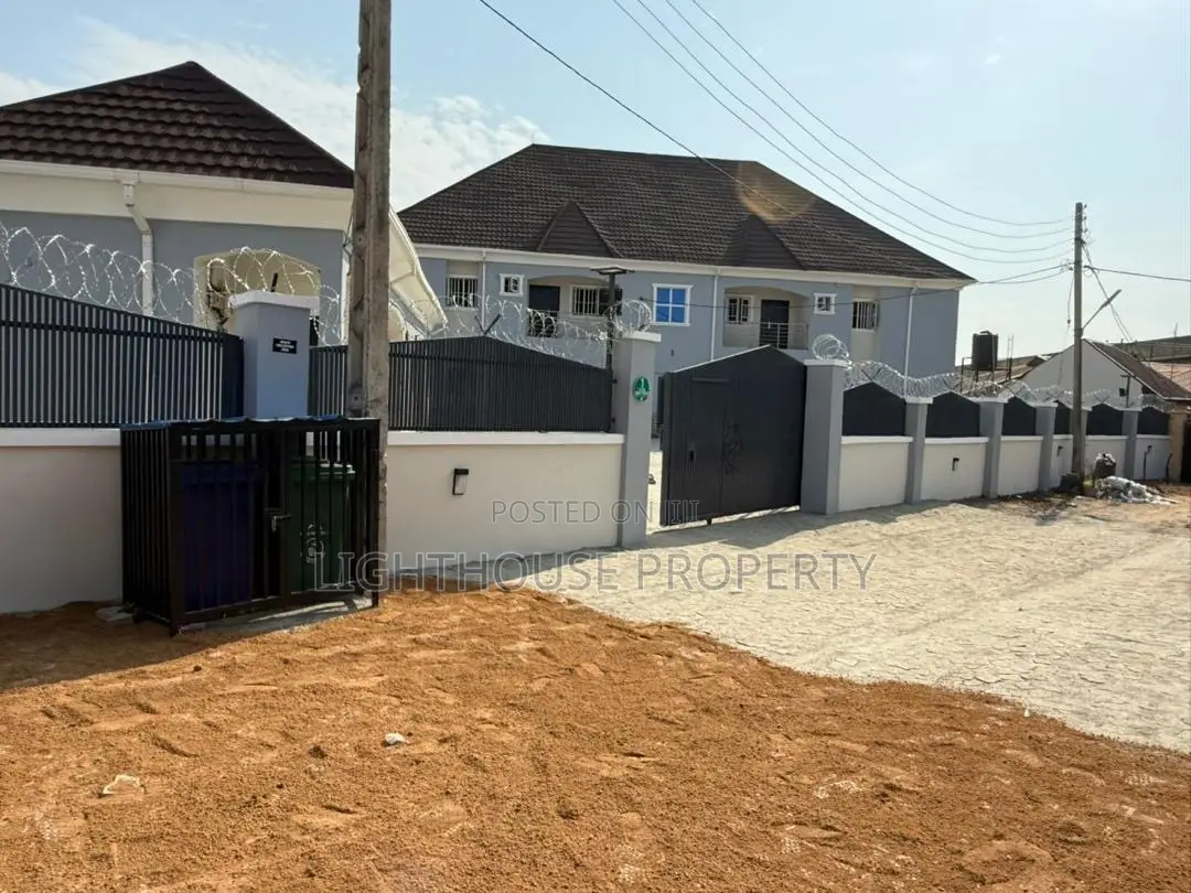 2bdrm Block of Flats in Rockface Community, Kubwa for sale in Kubwa