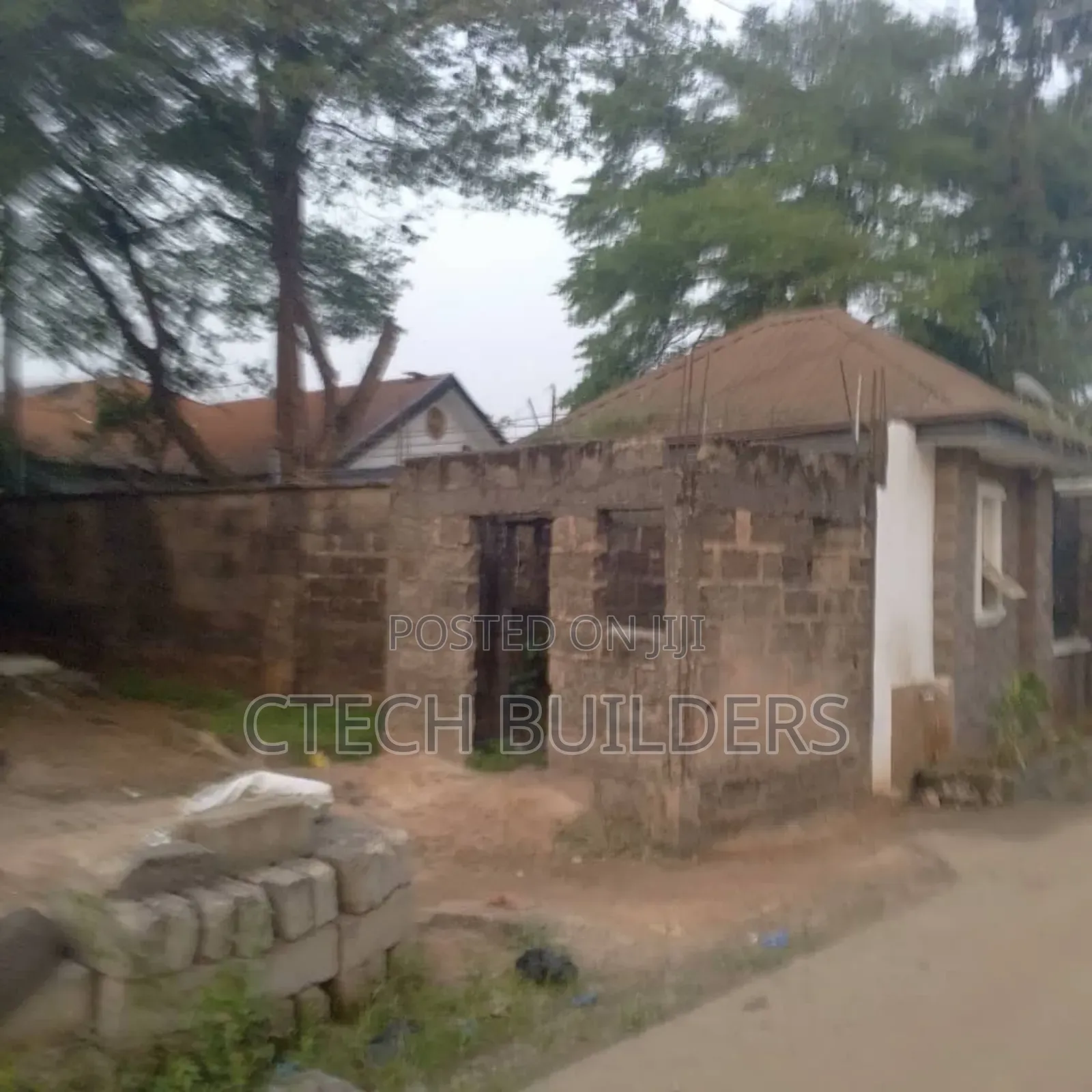8bdrm Block of Flats in Benin City for sale in Benin City