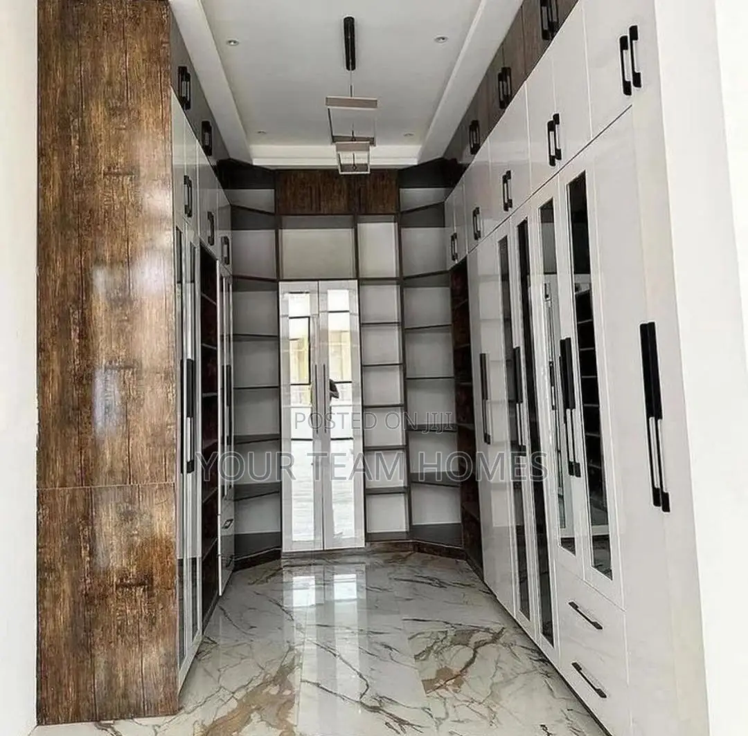6bdrm Duplex in Asokoro for sale in Asokoro